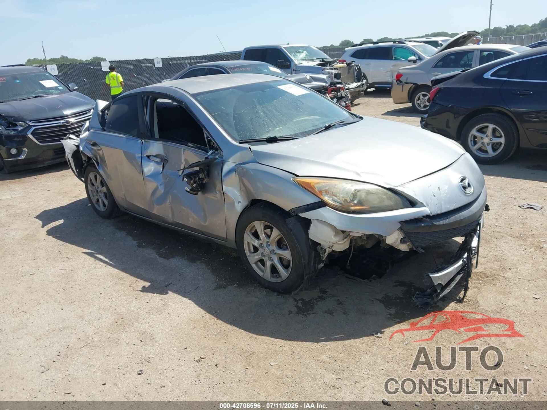 MAZDA MAZDA3 2011 - JM1BL1VG5B1456892