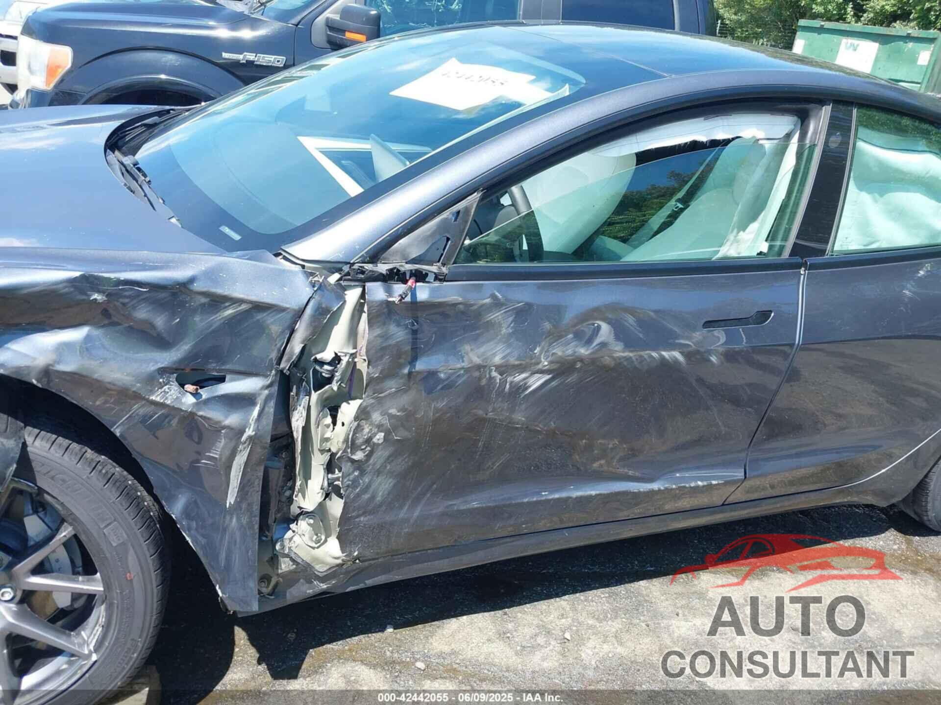 TESLA MODEL 3 2023 - 5YJ3E1EA7PF413311
