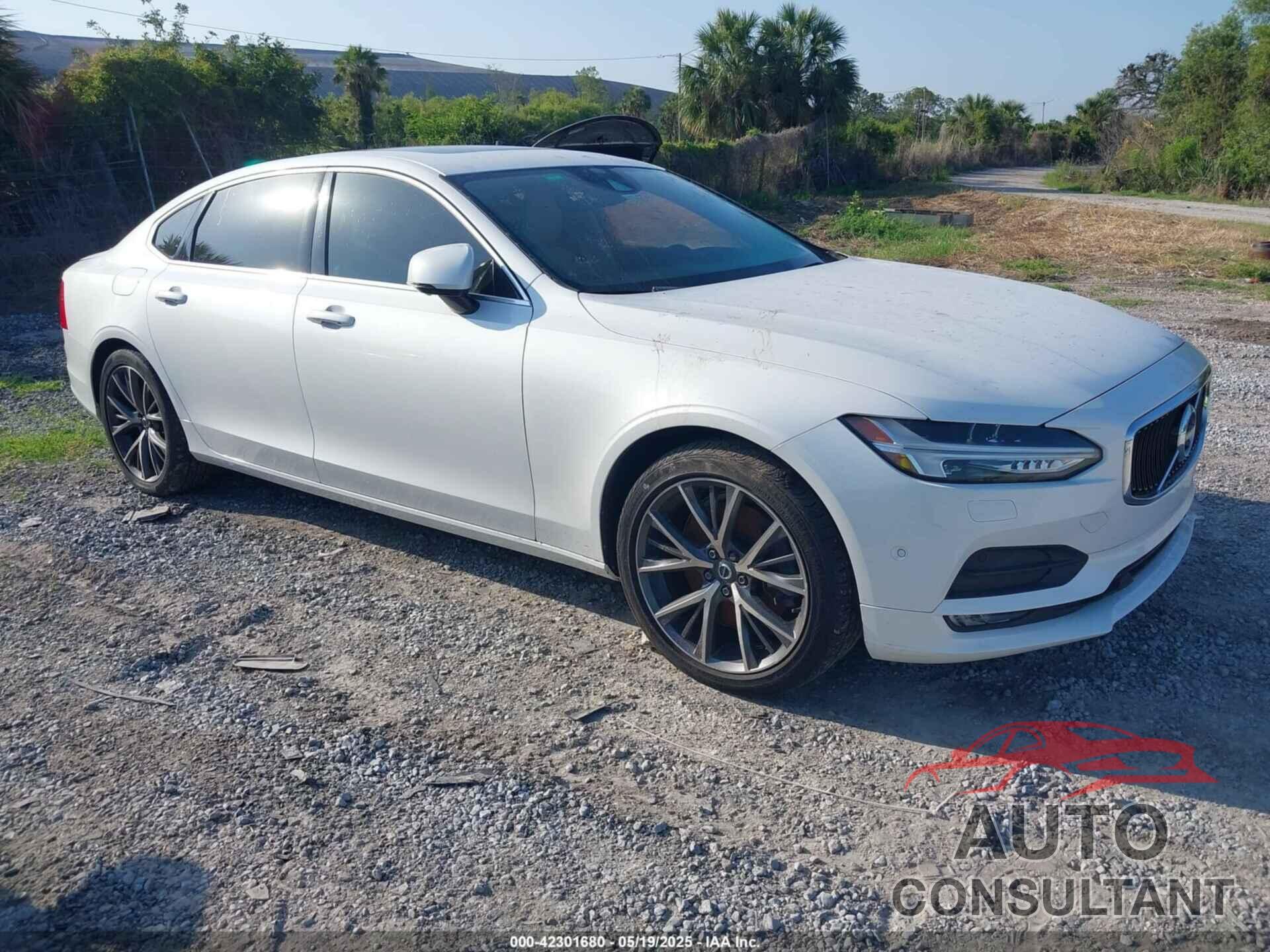 VOLVO S90 2018 - LVY992MK6JP031811