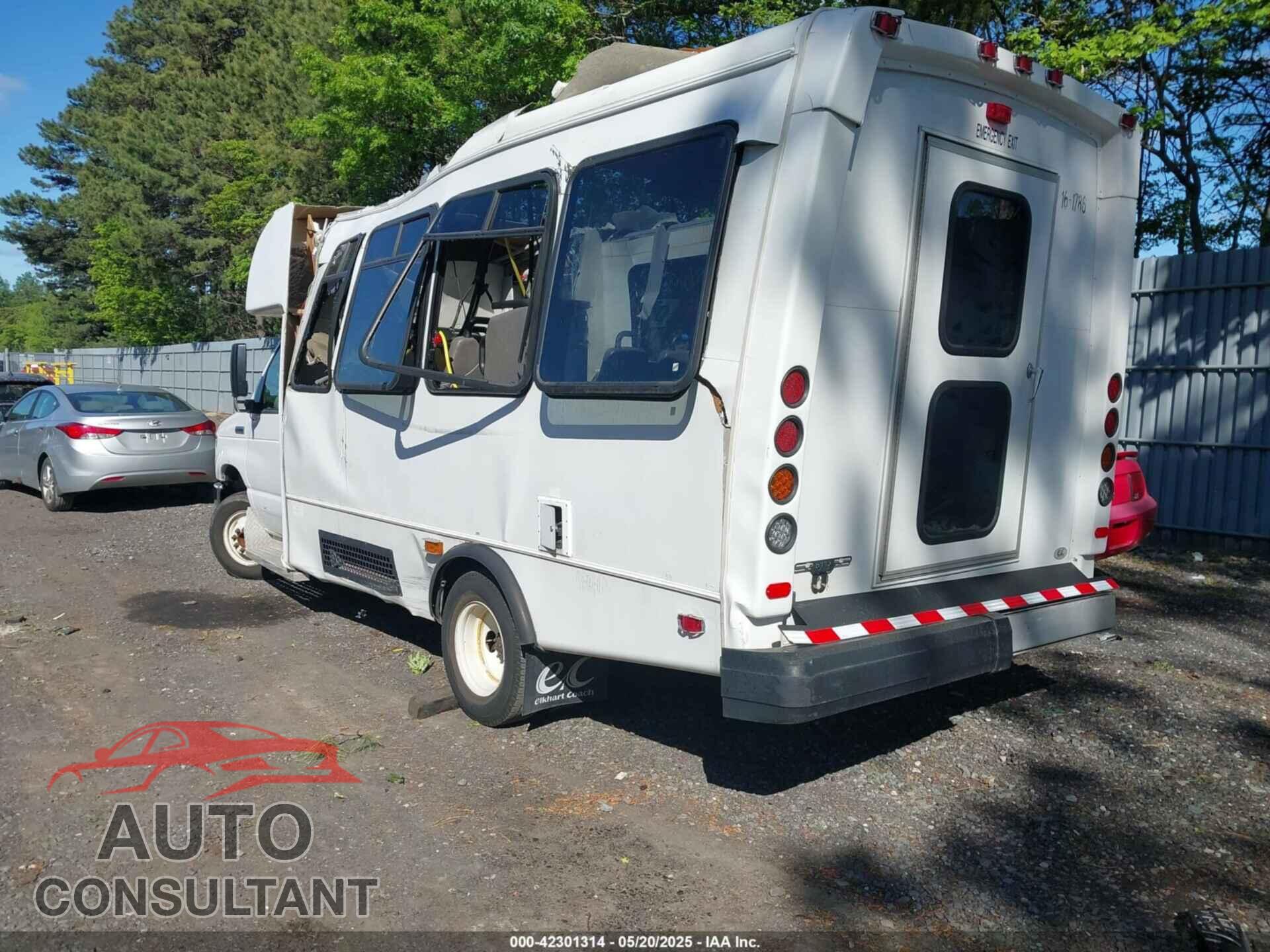 FORD ECONOLINE 2017 - 1FDEE3FS0HDC57225