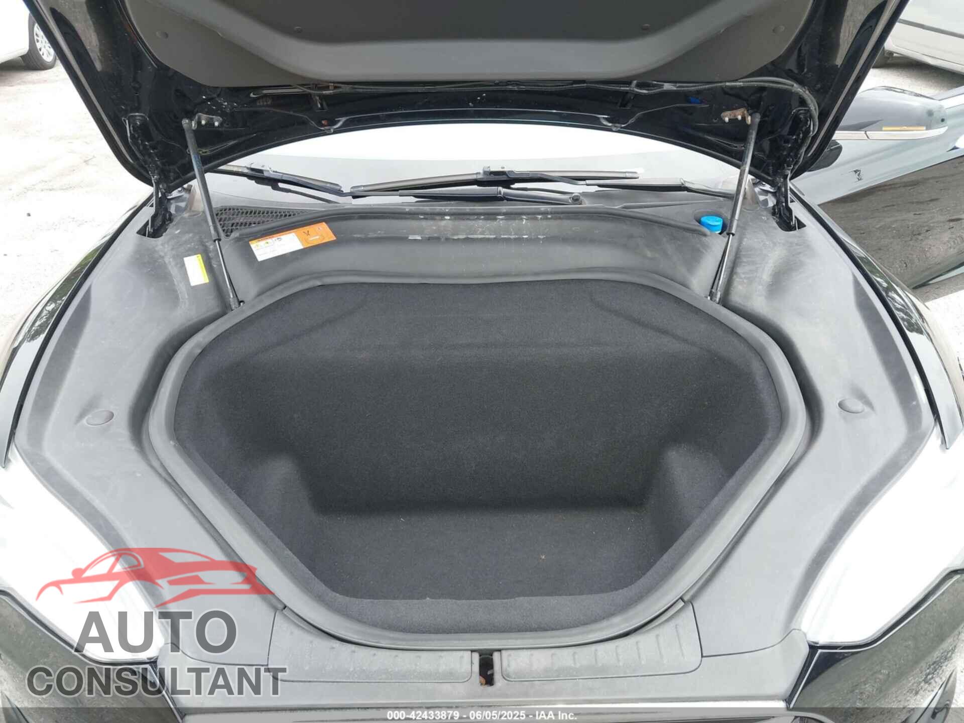 TESLA MODEL S 2015 - 5YJSA1E43FF119971