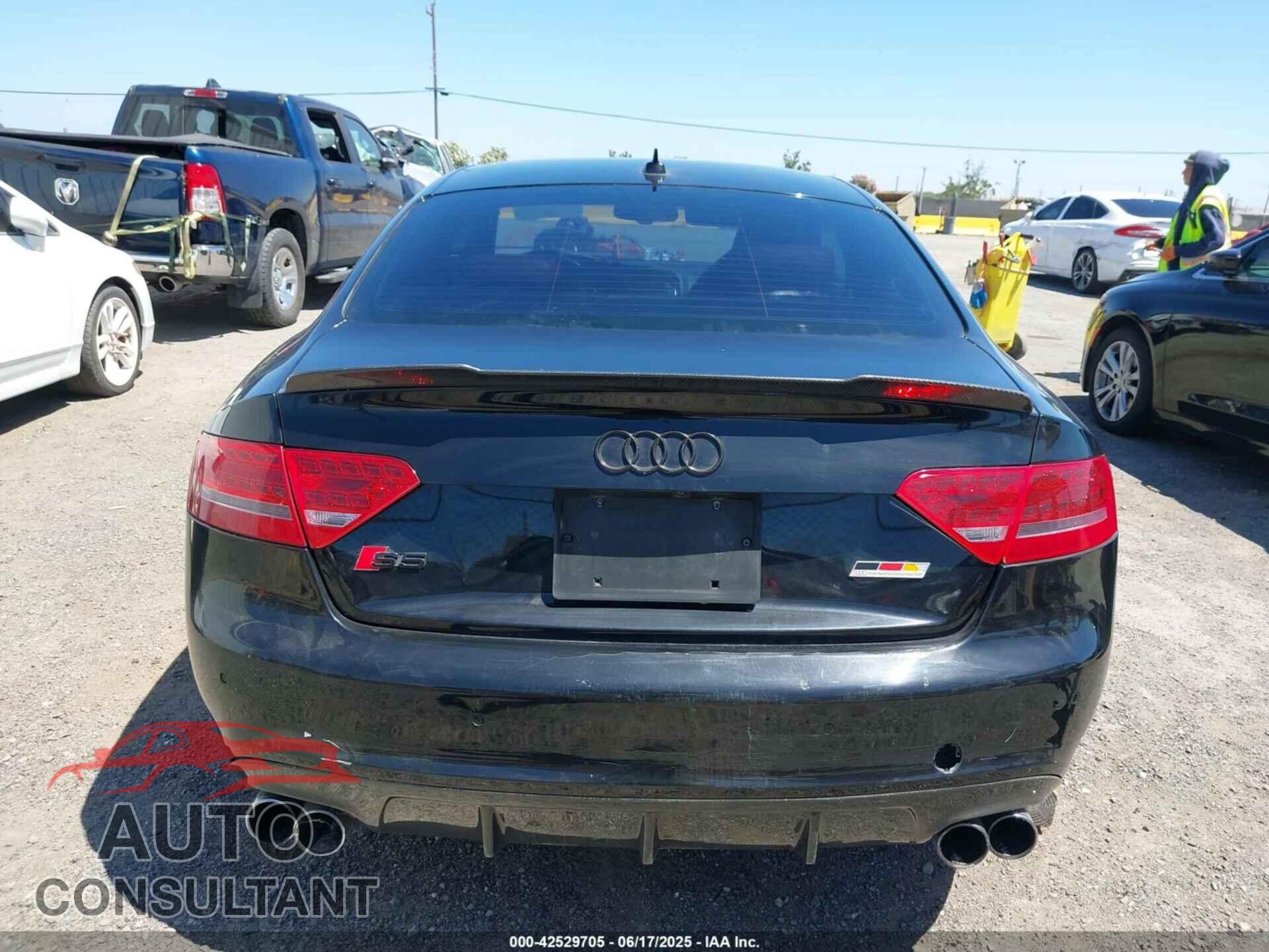 AUDI S5 2010 - WAUVVAFR1AA085233