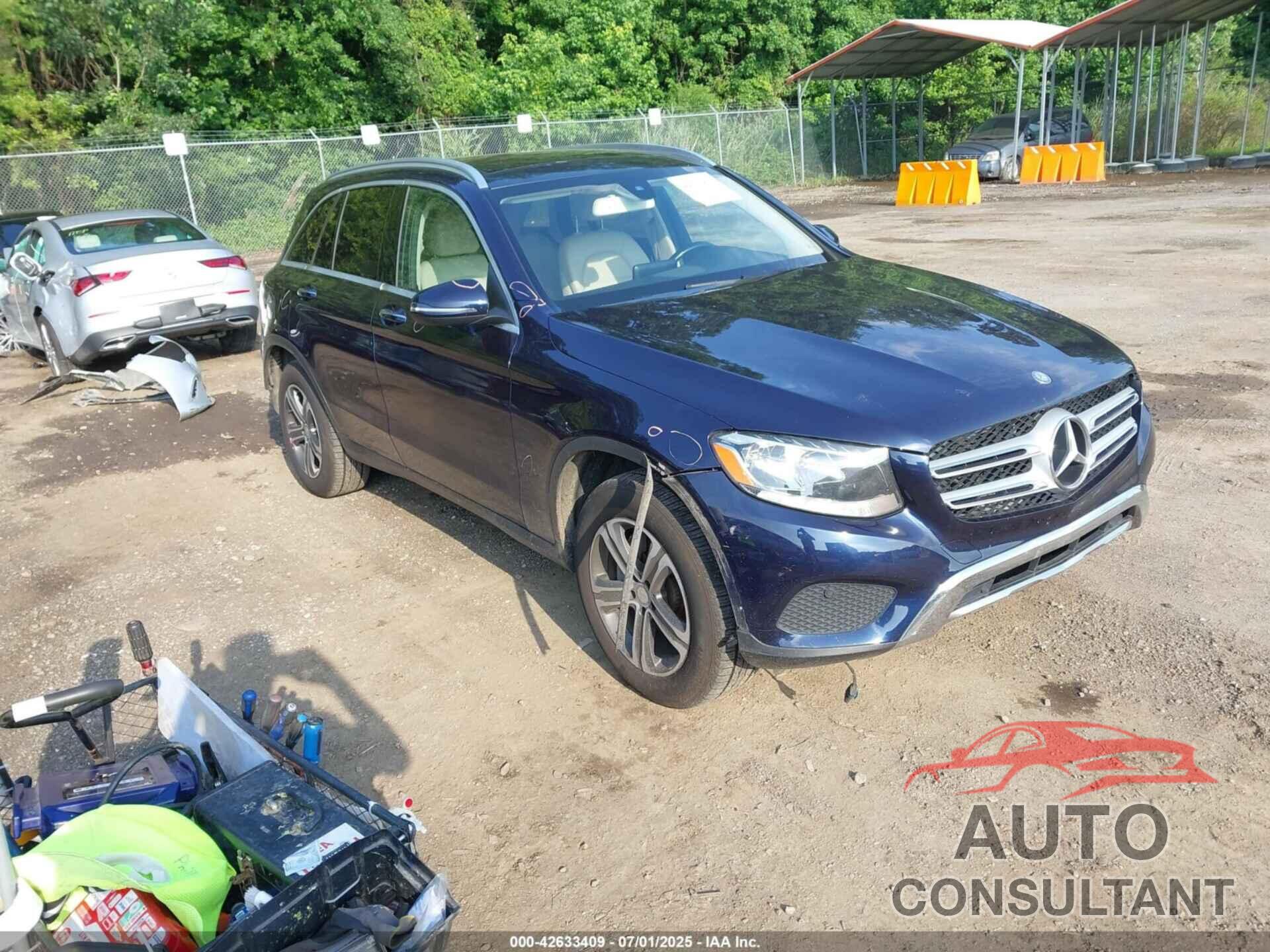 MERCEDES-BENZ GLC 300 2017 - WDC0G4KB2HF147022