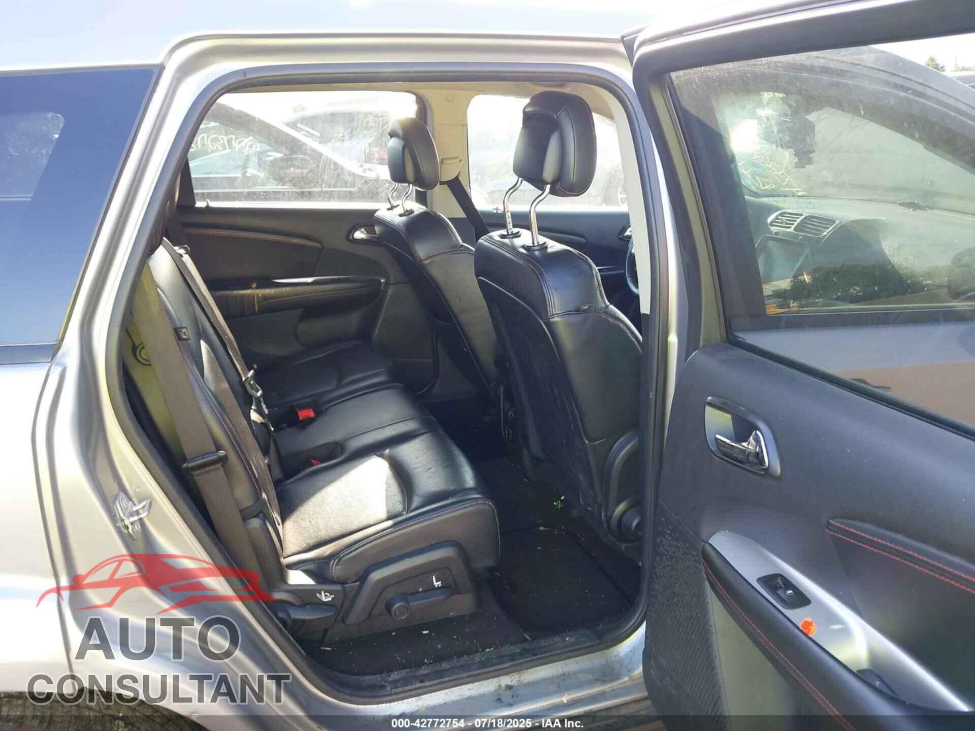 DODGE JOURNEY 2015 - 3C4PDCEG3FT680496