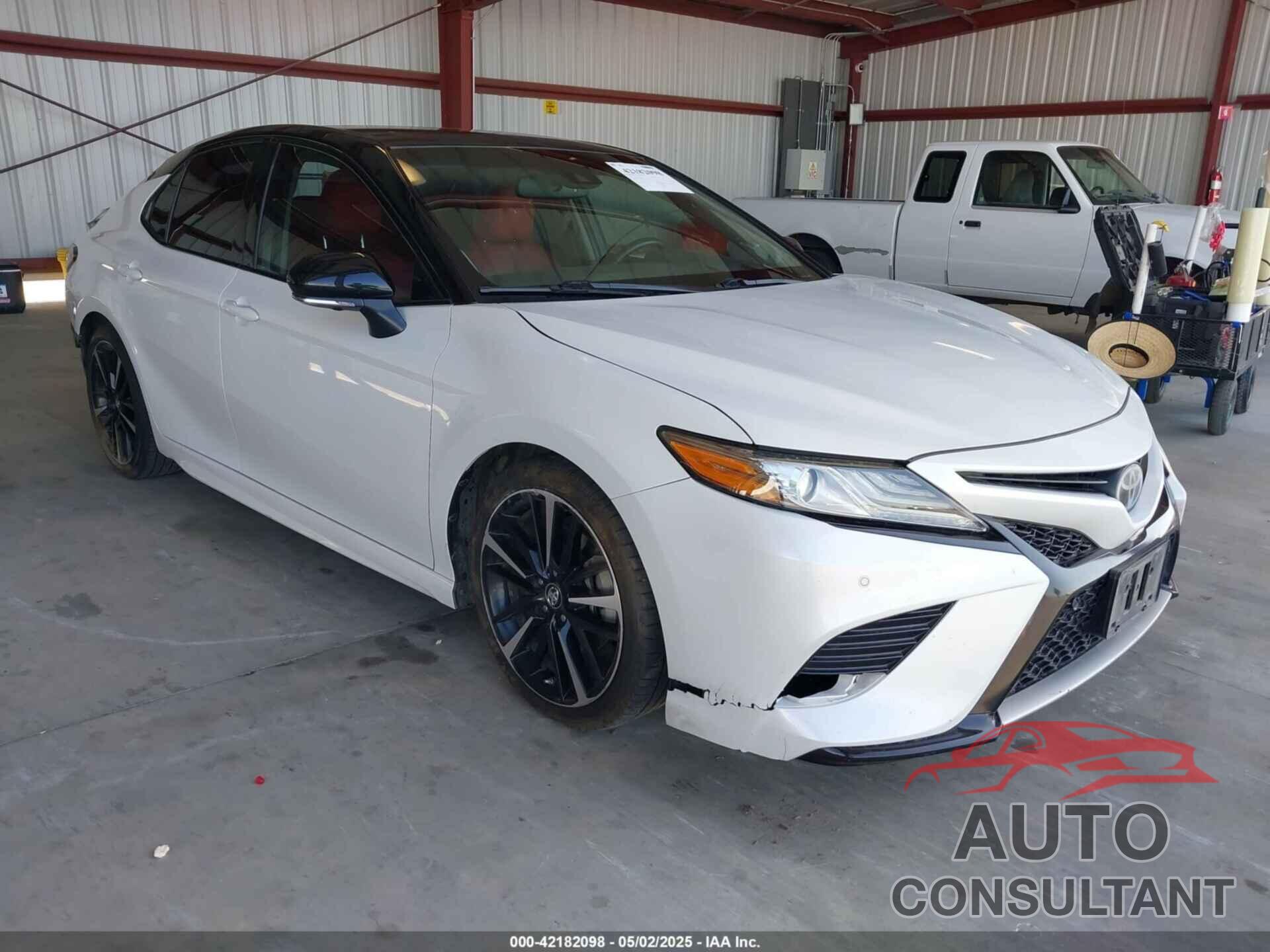 TOYOTA CAMRY 2018 - 4T1BZ1HK0JU007515