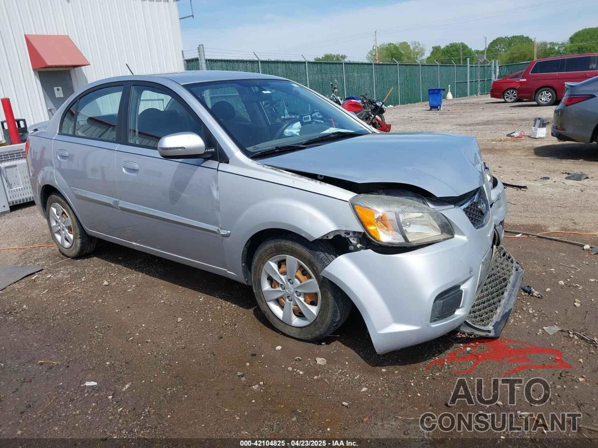 KIA RIO 2011 - KNADH4A37B6750325