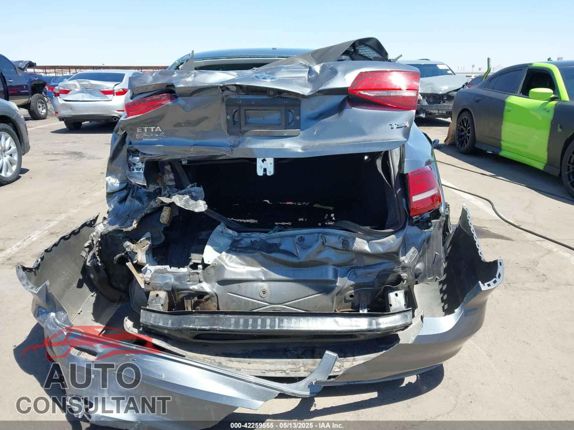 VOLKSWAGEN JETTA 2017 - 3VW2B7AJ2HM337763
