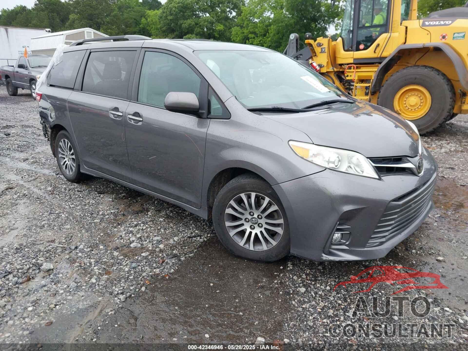 TOYOTA SIENNA 2018 - 5TDYZ3DCXJS907898