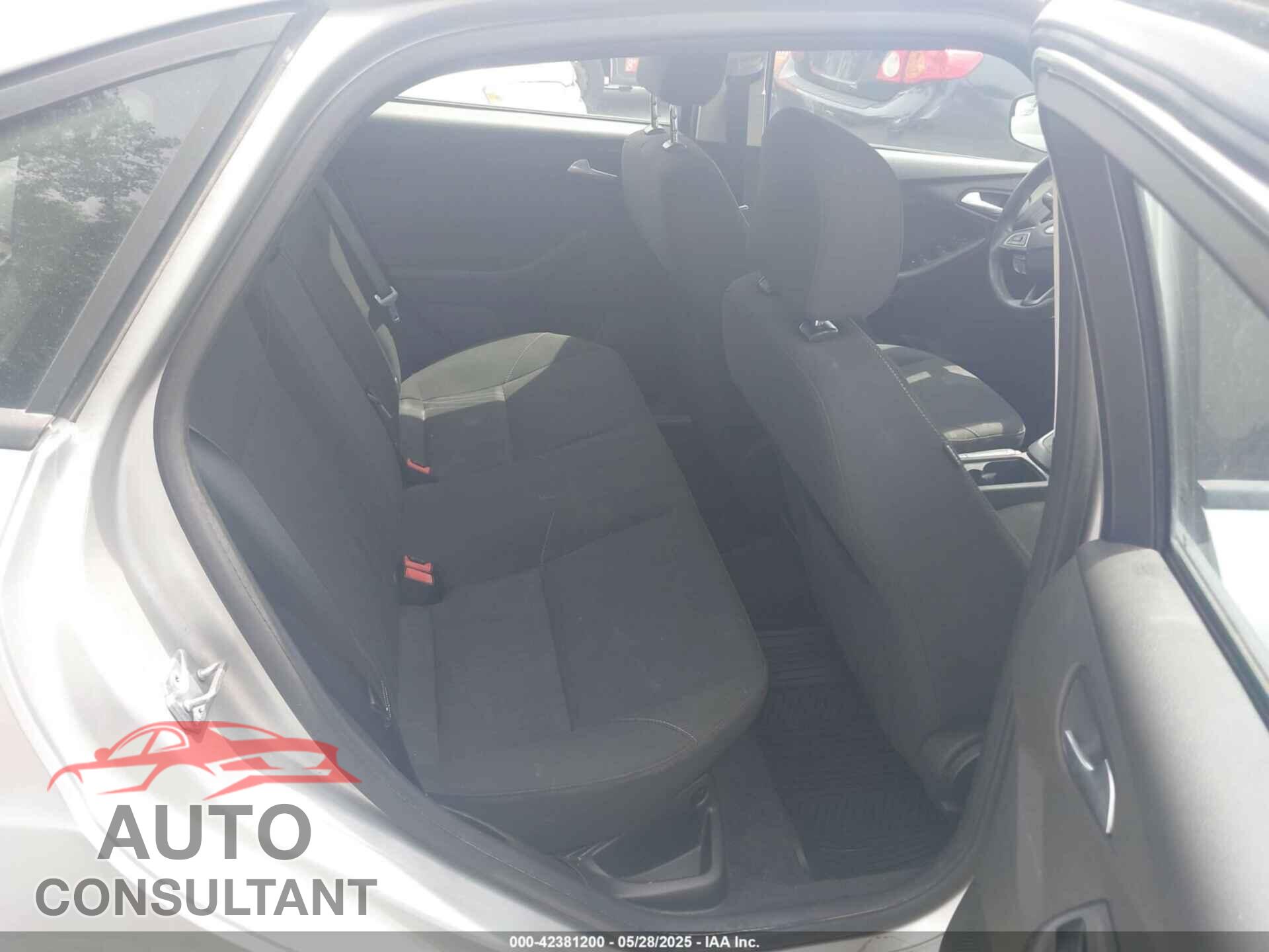 FORD FOCUS 2016 - 1FADP3F29GL294410