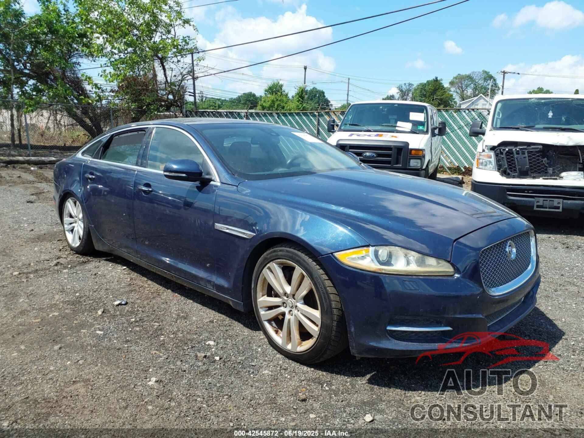 JAGUAR XJ 2011 - SAJWA2GB9BLV06939