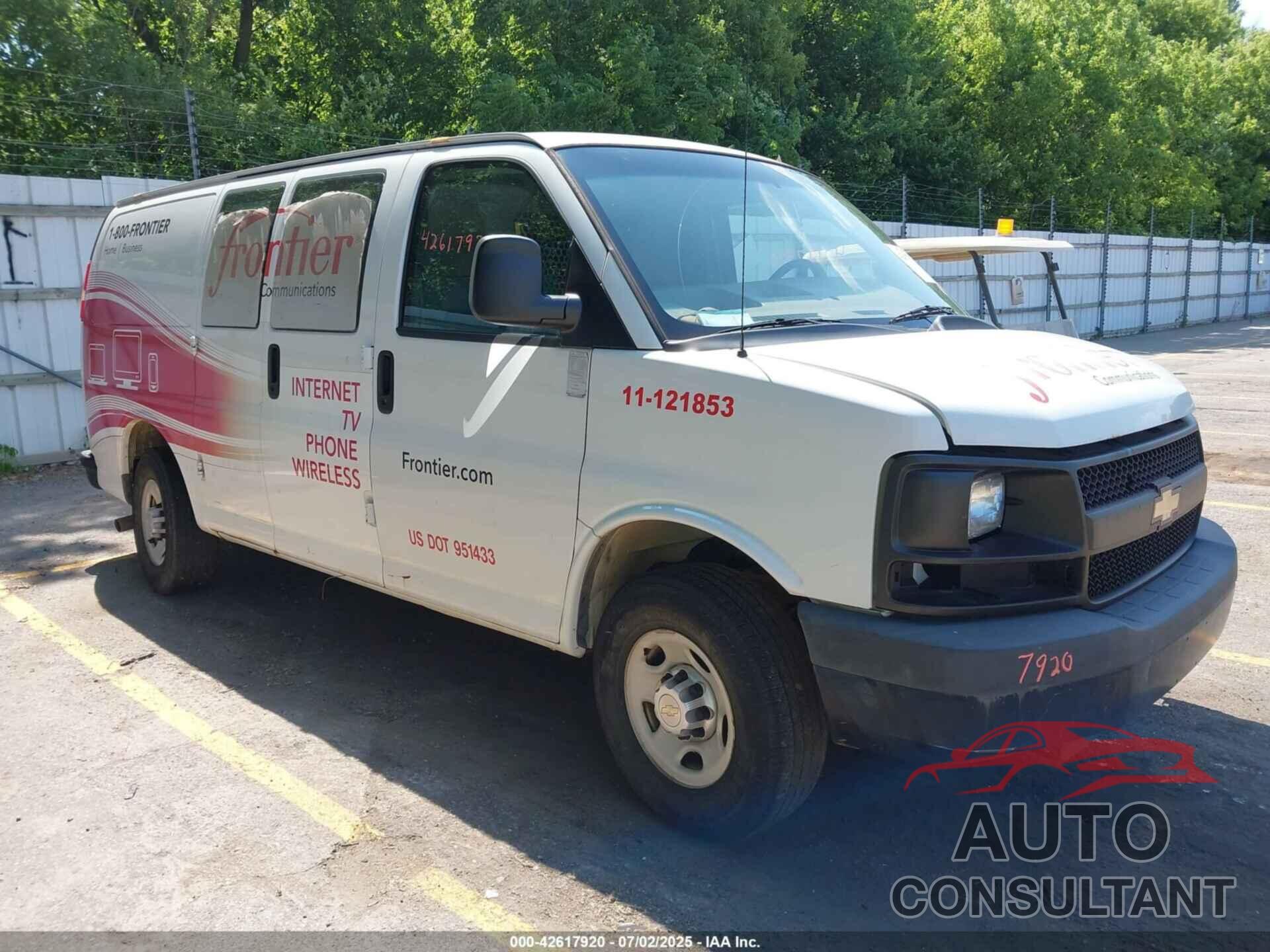 CHEVROLET EXPRESS 2500 2013 - 1GCWGFBA8D1101785