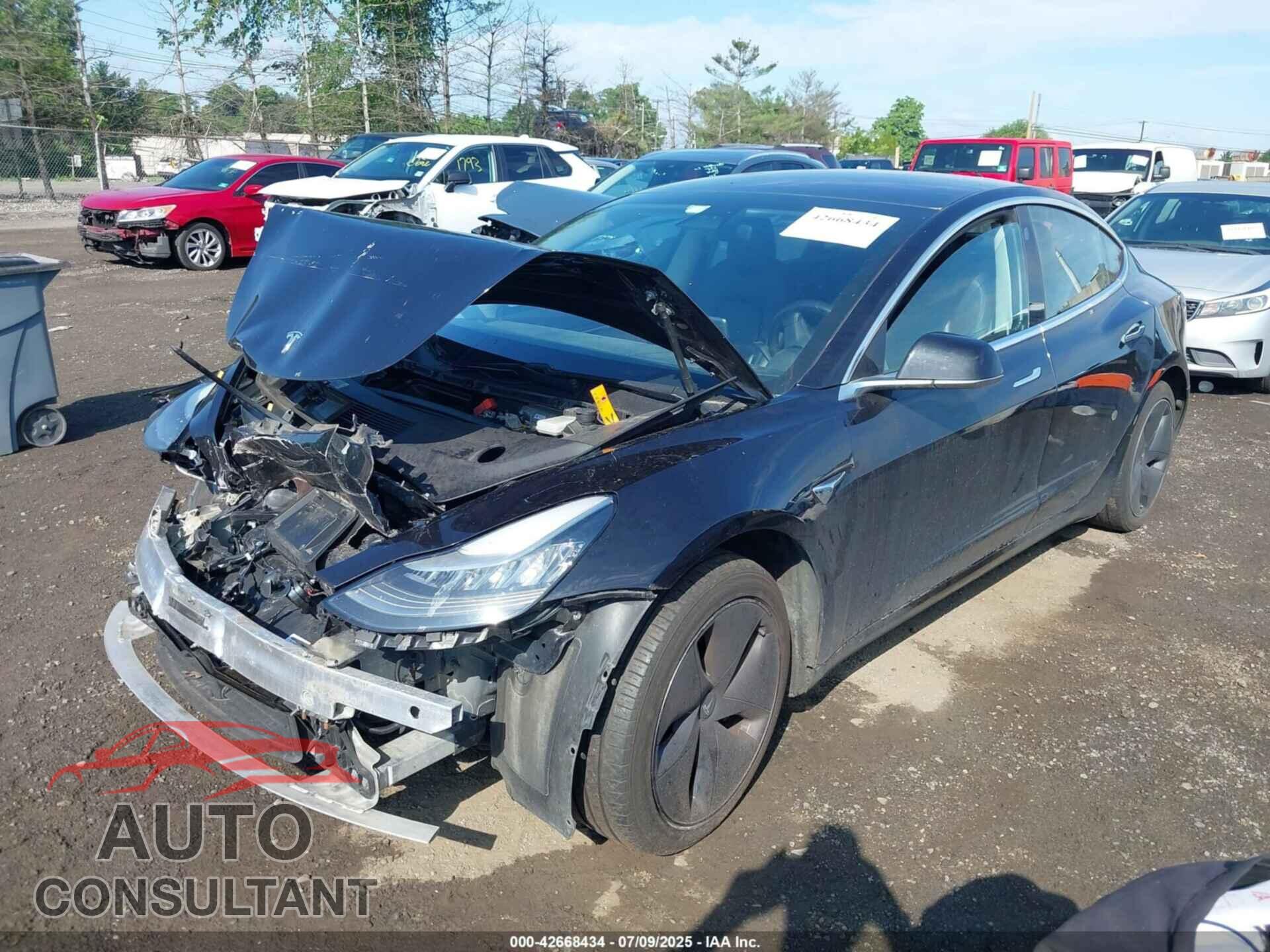TESLA MODEL 3 2018 - 5YJ3E1EB9JF070713
