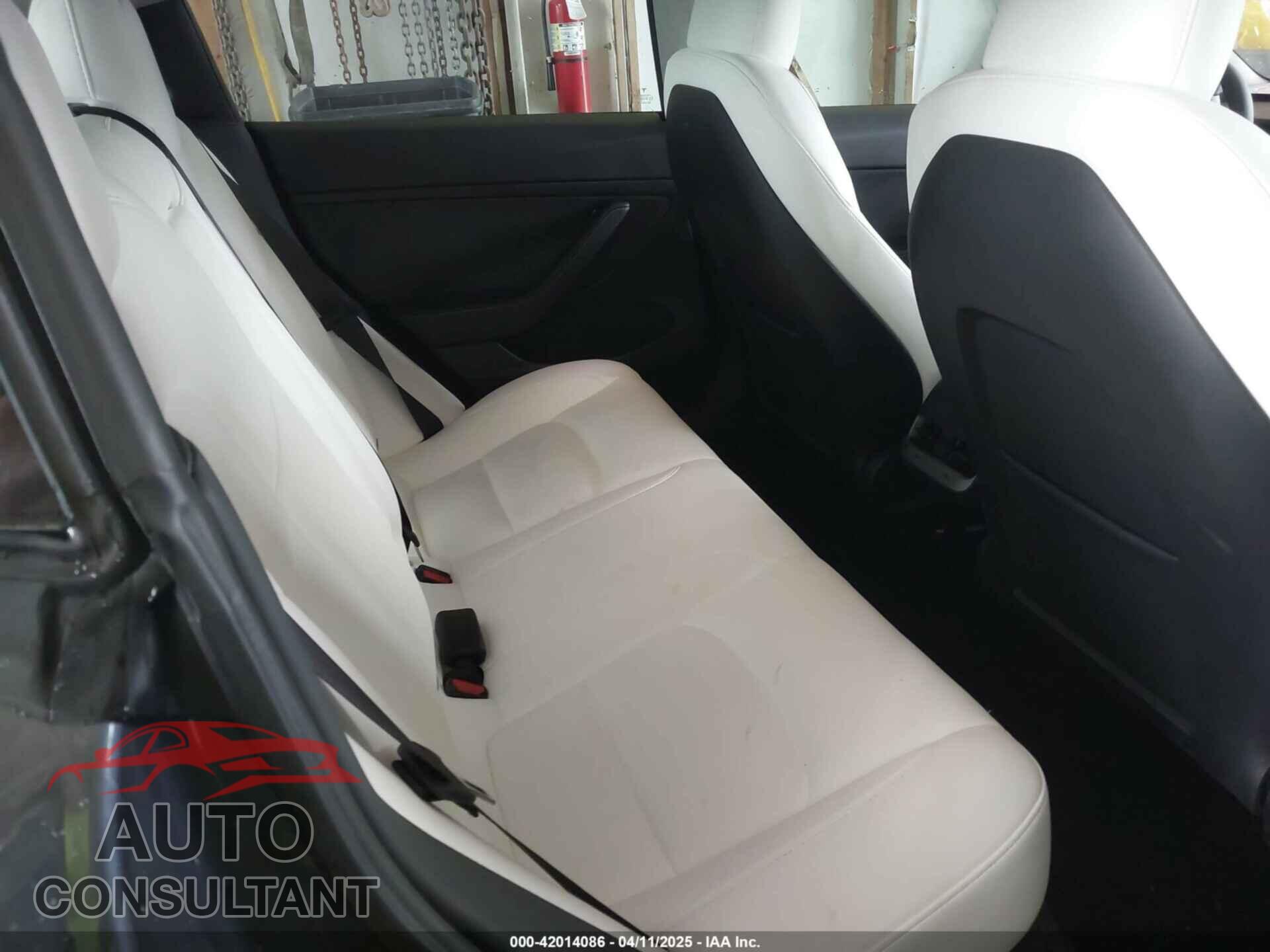 TESLA MODEL 3 2023 - 5YJ3E1EA2PF591661