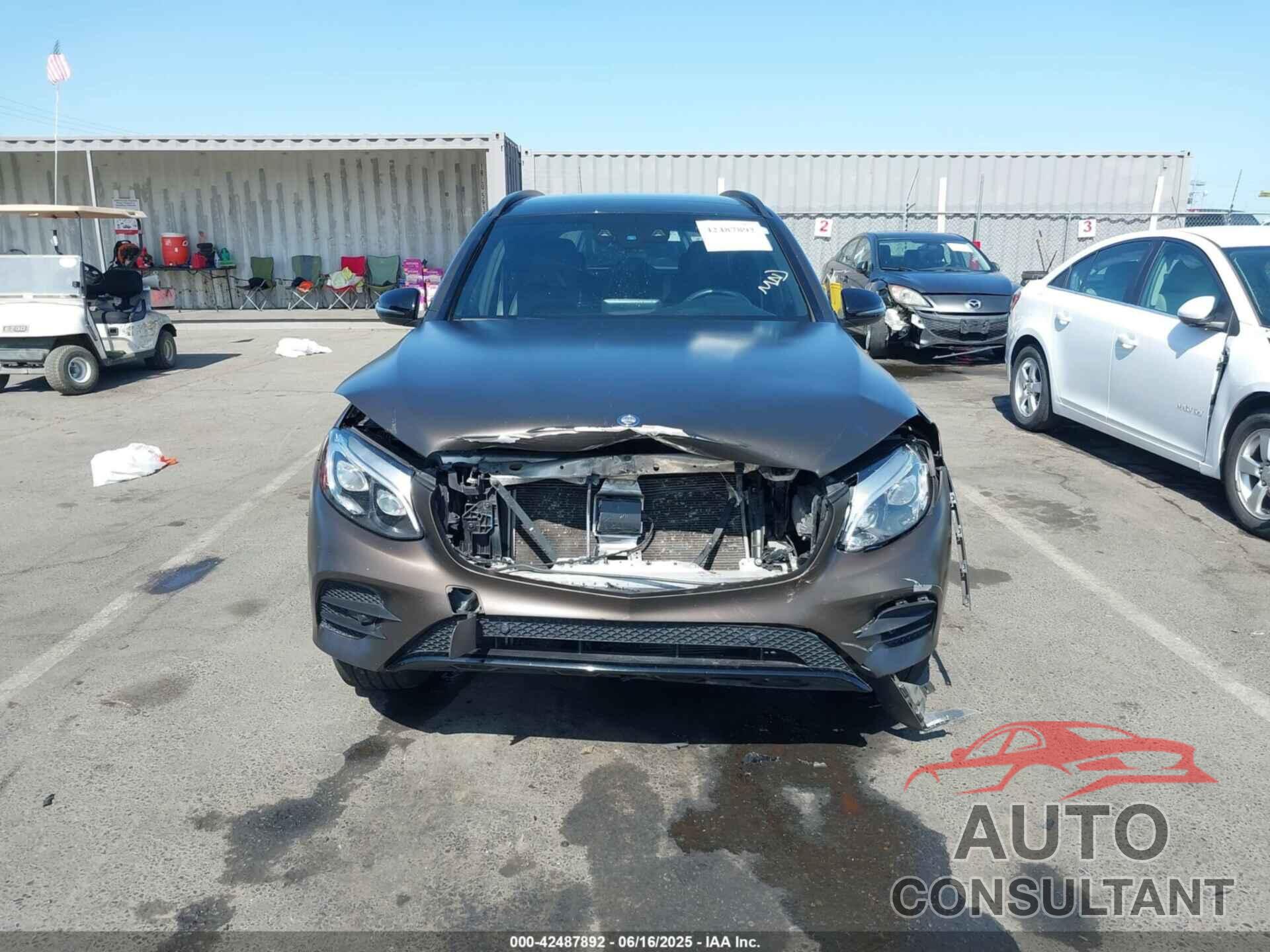 MERCEDES-BENZ GLC 300 2016 - WDC0G4KB8GF002520