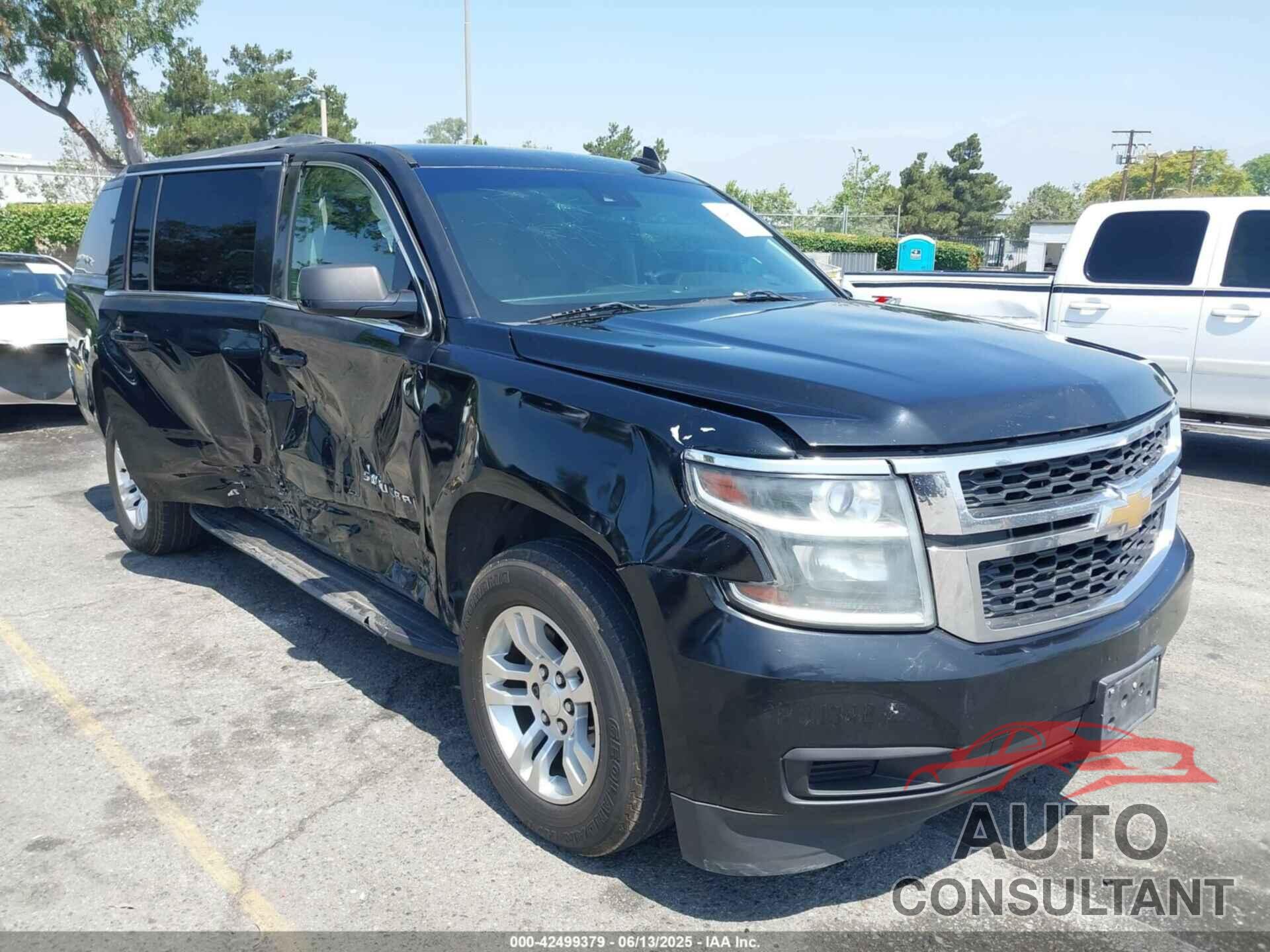 CHEVROLET SUBURBAN 1500 2015 - 1GNSCJKC2FR598438