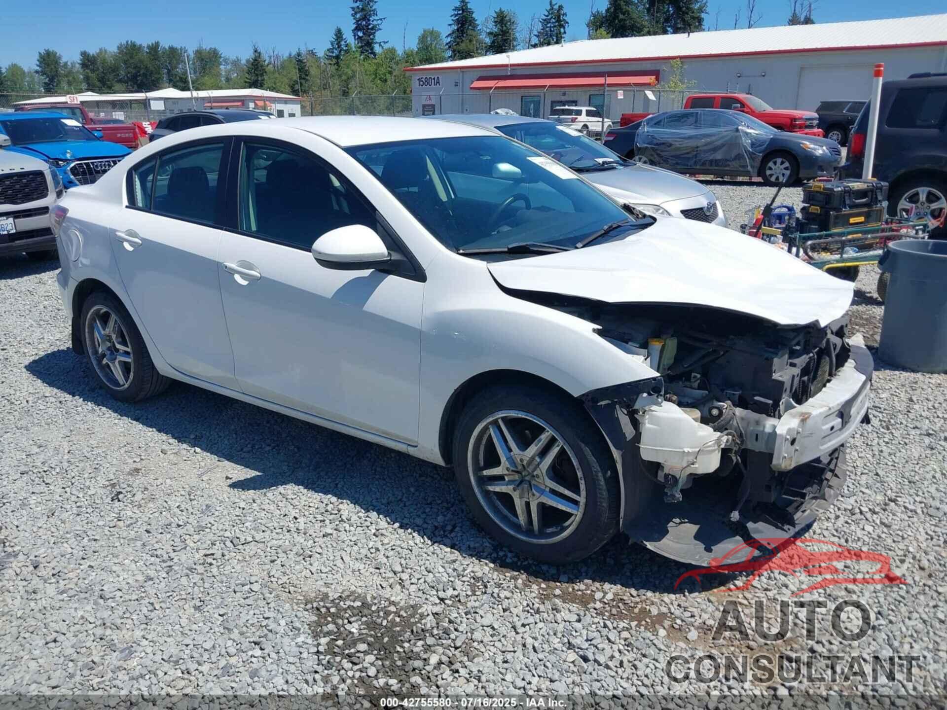 MAZDA MAZDA3 2011 - JM1BL1UG8B1489984