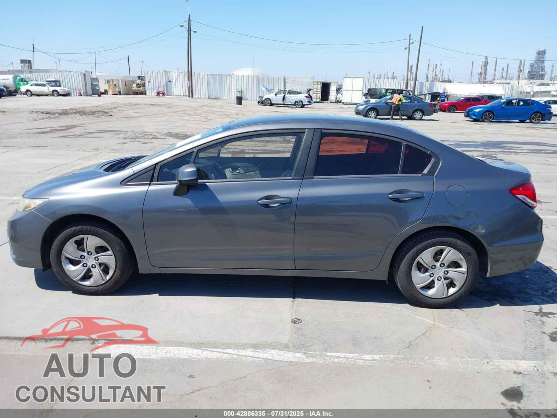 HONDA CIVIC 2013 - 19XFB2E52DE007582