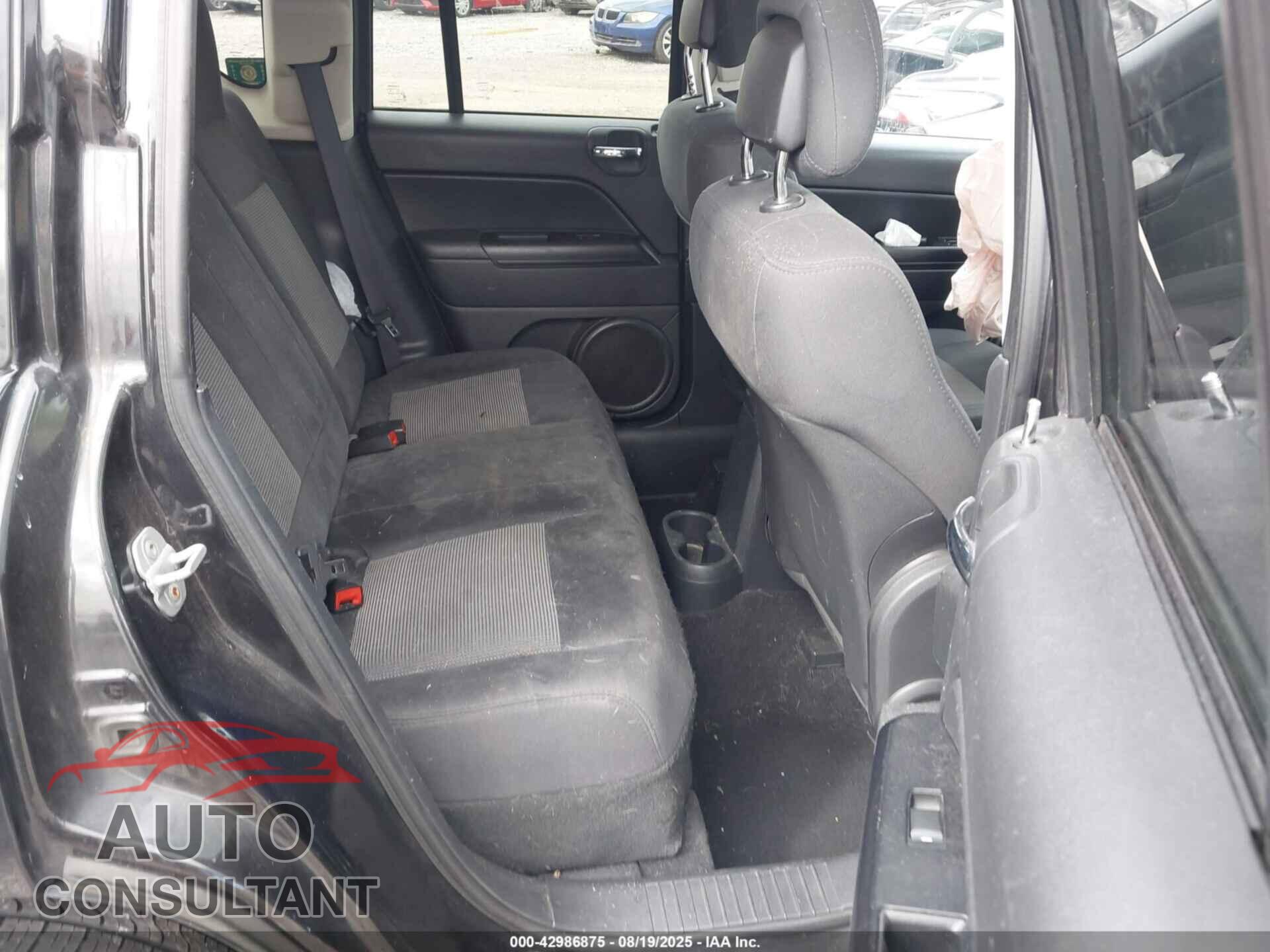 JEEP COMPASS 2011 - 1J4NF1FB7BD134500