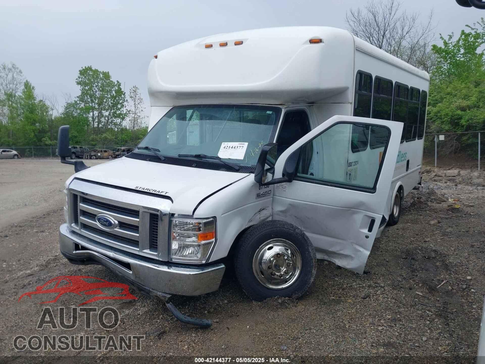 FORD E-450 CUTAWAY 2017 - 1FDFE4FSXHDC67156