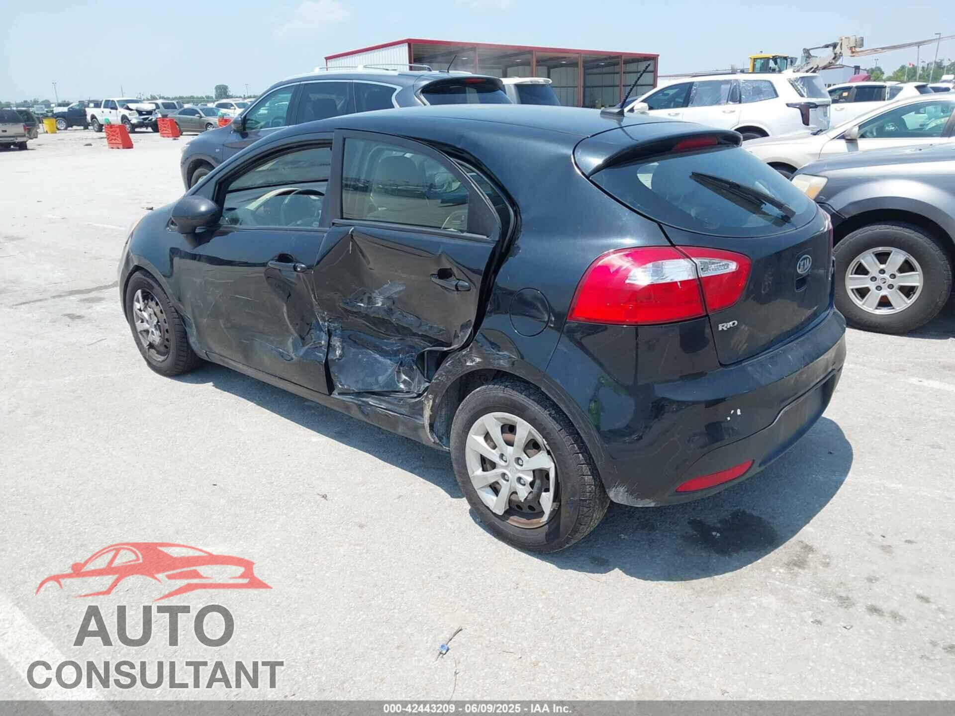 KIA RIO 2013 - KNADM5A39D6101243
