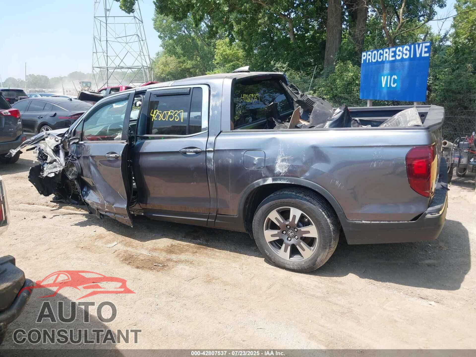 HONDA RIDGELINE 2017 - 5FPYK3F62HB016568