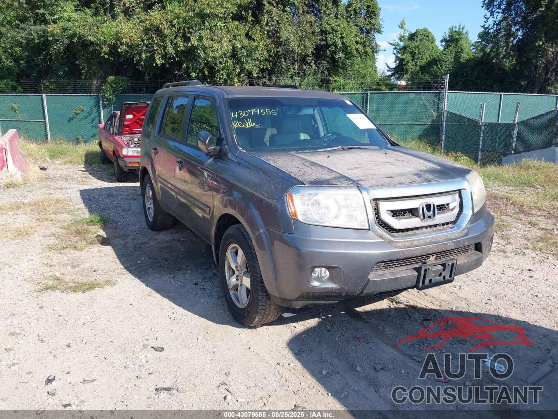 HONDA PILOT 2011 - 5FNYF4H61BB022675
