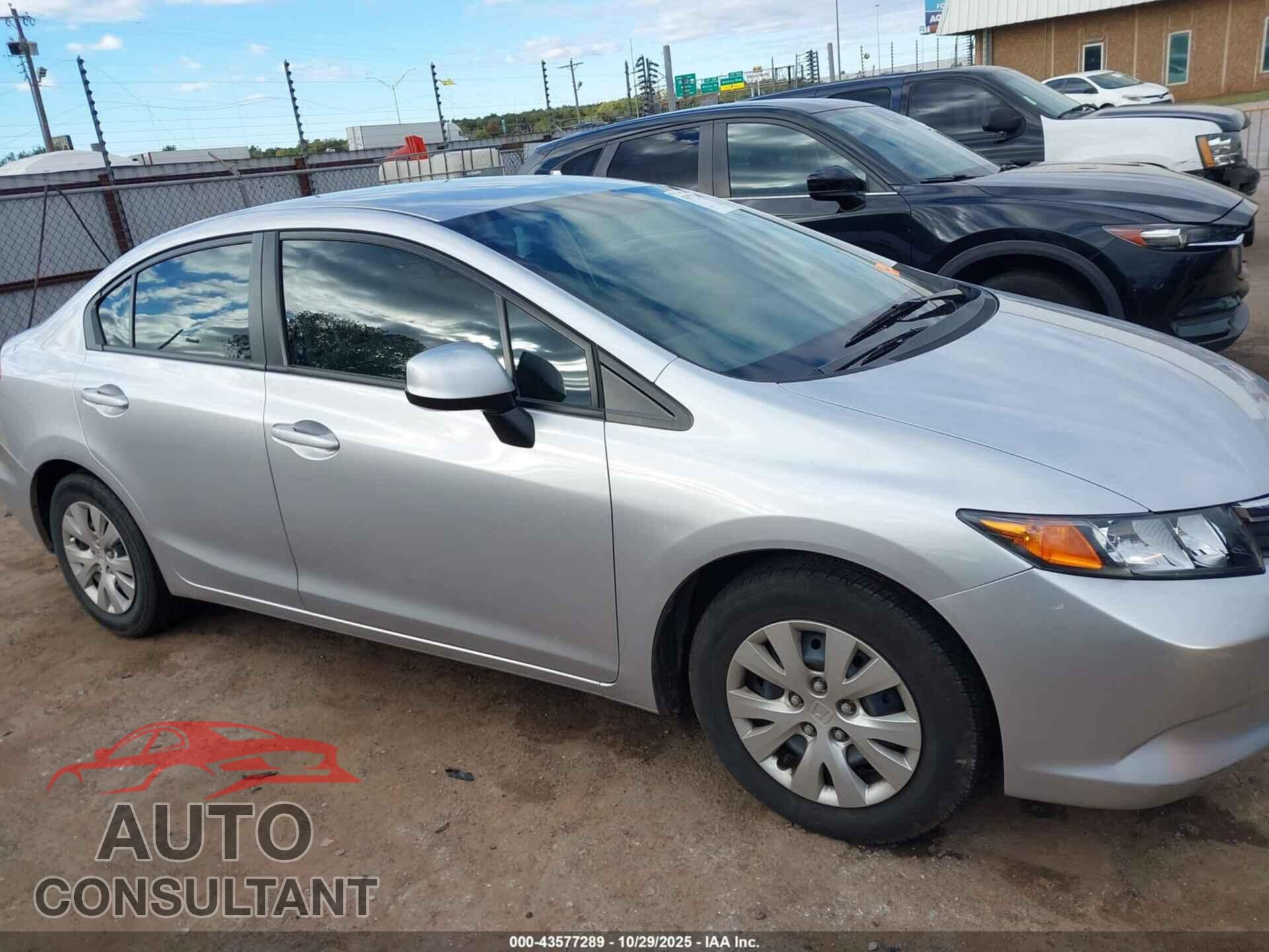 HONDA CIVIC 2012 - 2HGFB2F59CH323192
