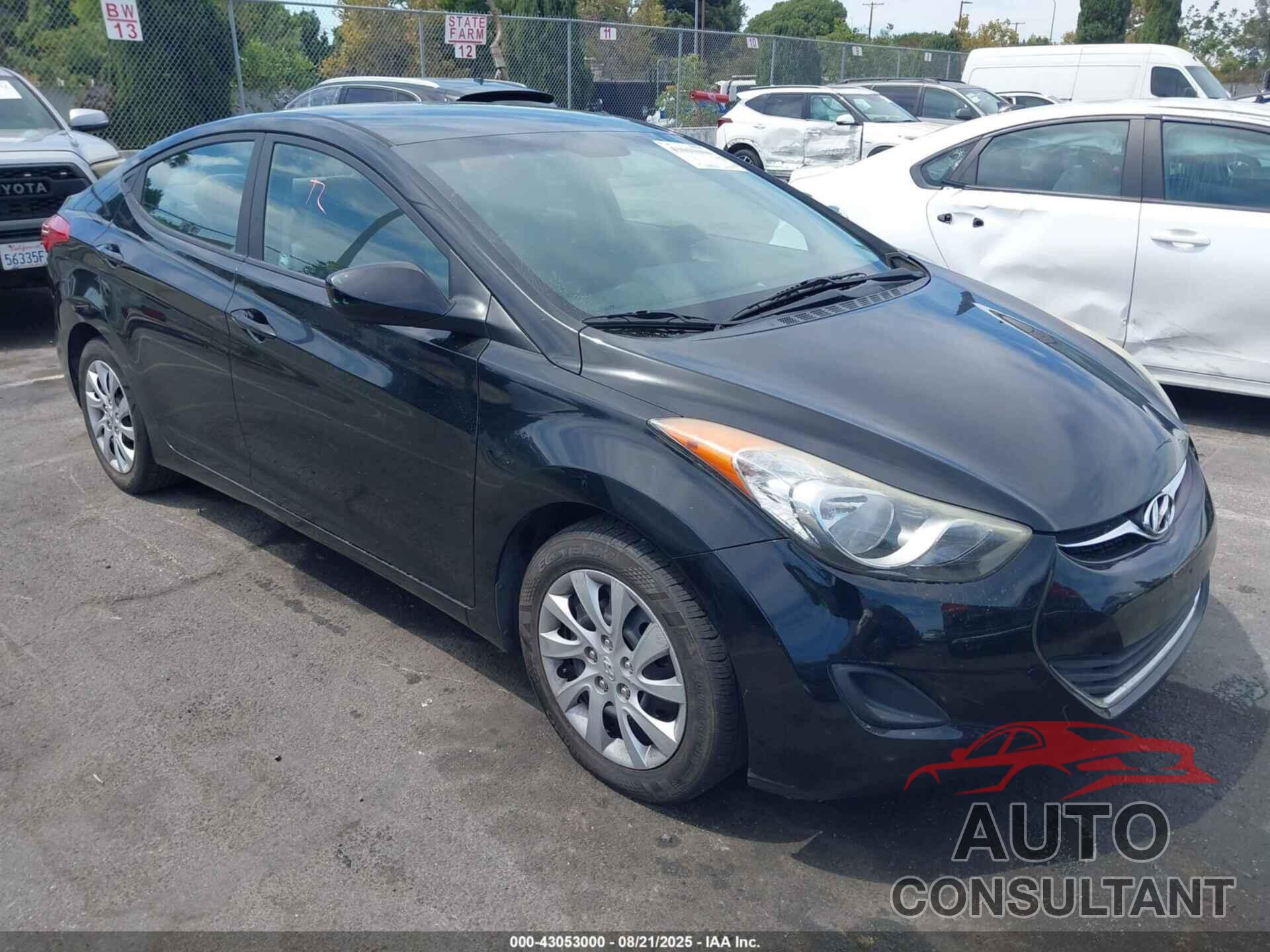 HYUNDAI ELANTRA 2013 - 5NPDH4AE4DH169216