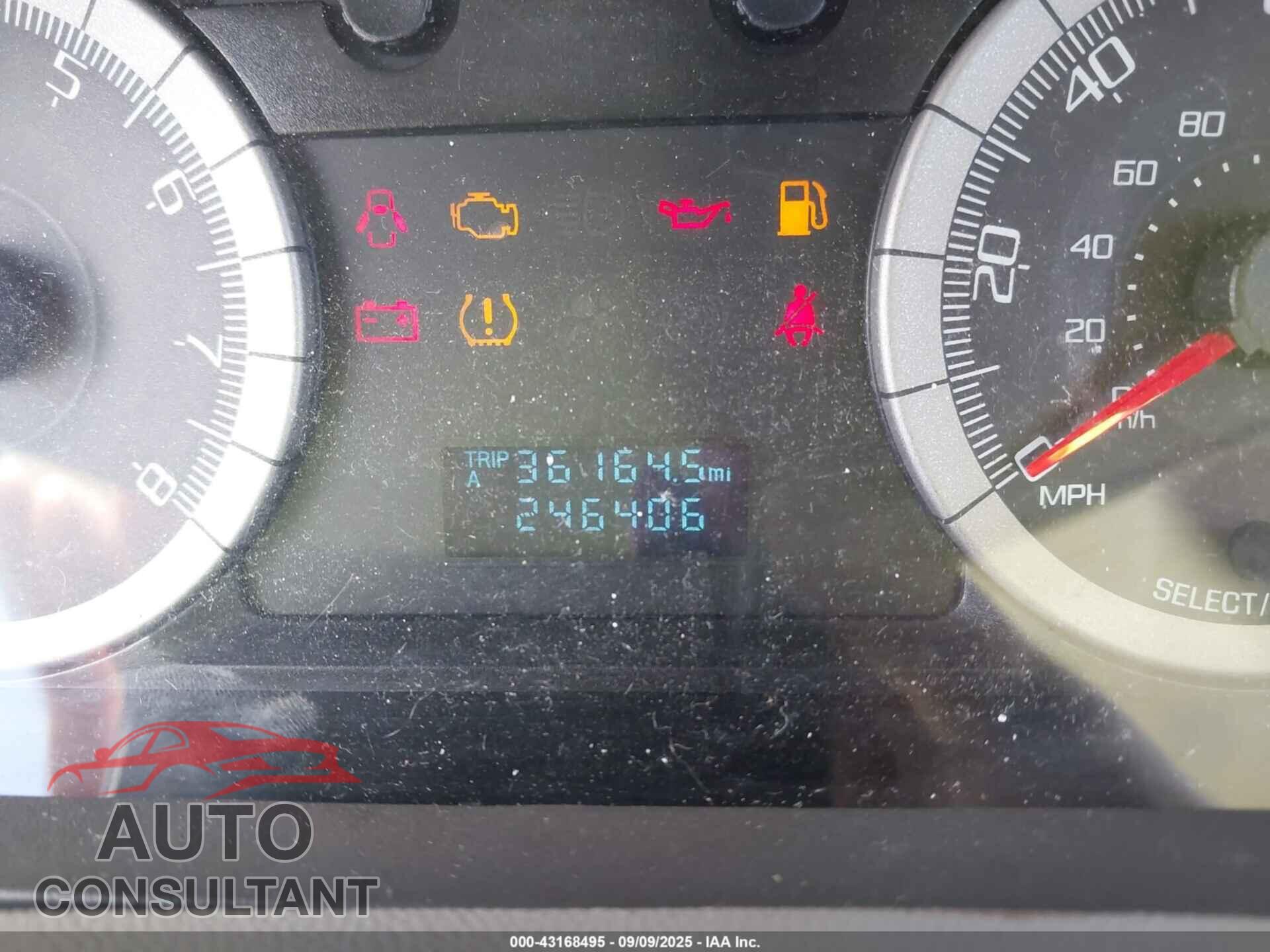 FORD ESCAPE 2009 - 1FMCU02749KB78972
