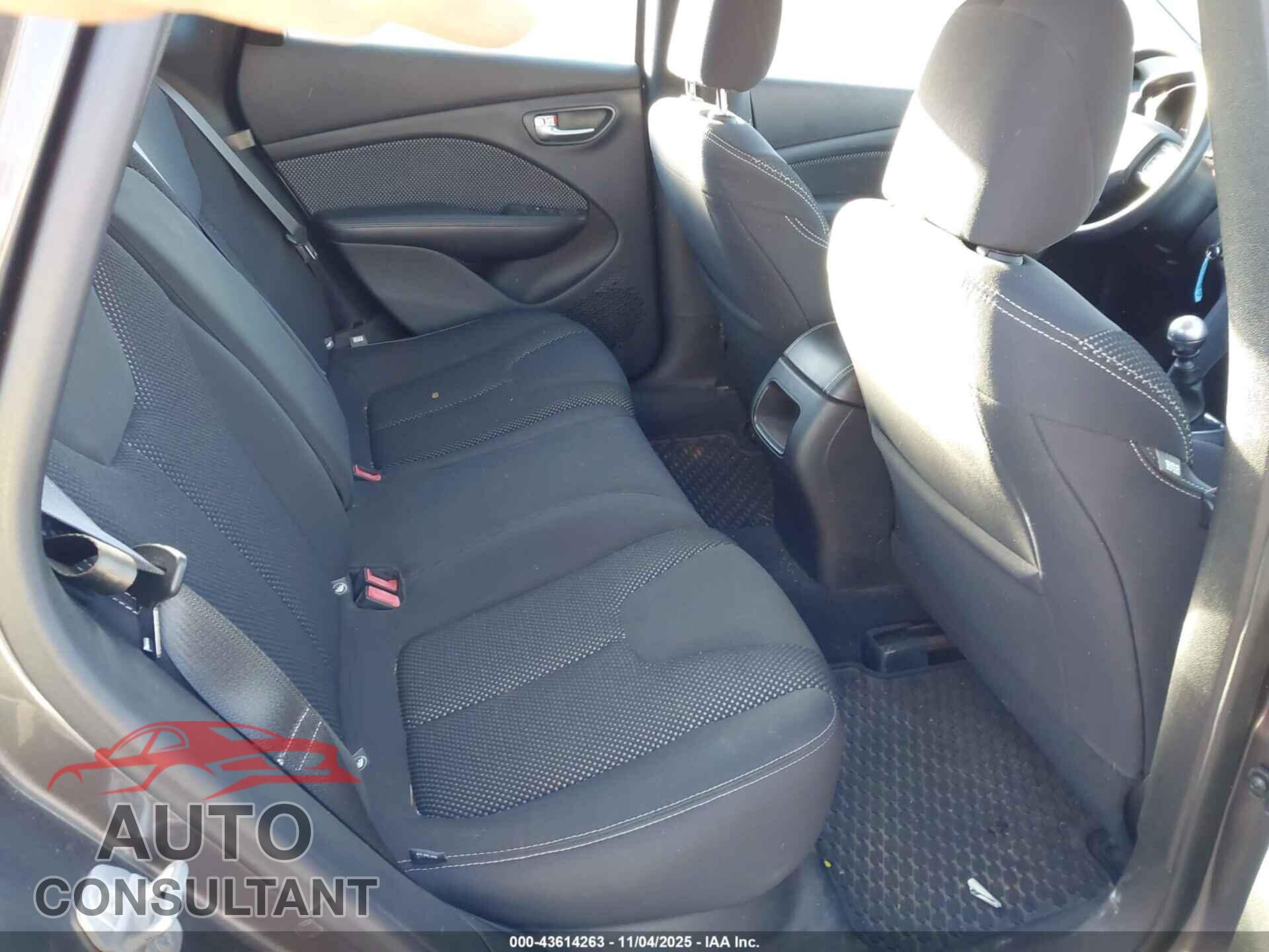 DODGE DART 2015 - 1C3CDFBB6FD337314