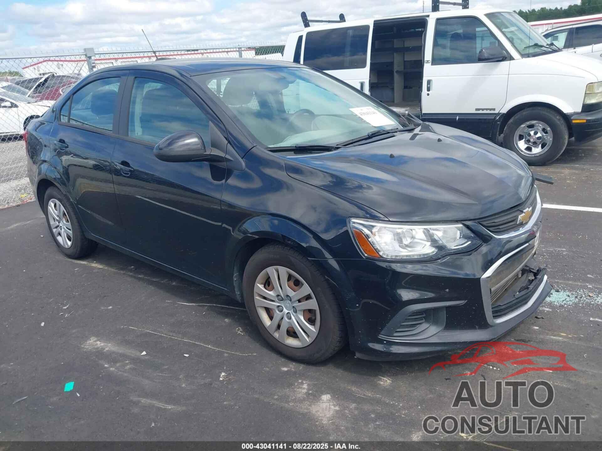 CHEVROLET SONIC 2019 - 1G1JB5SB0K4108469
