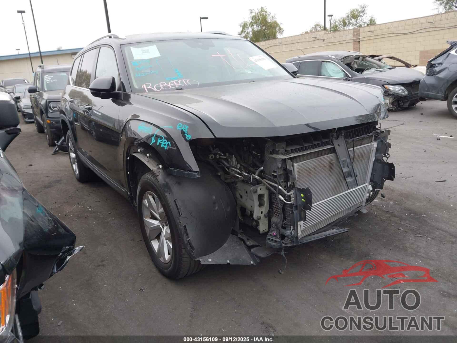 VOLKSWAGEN ATLAS 2018 - 1V2DR2CA6JC543889