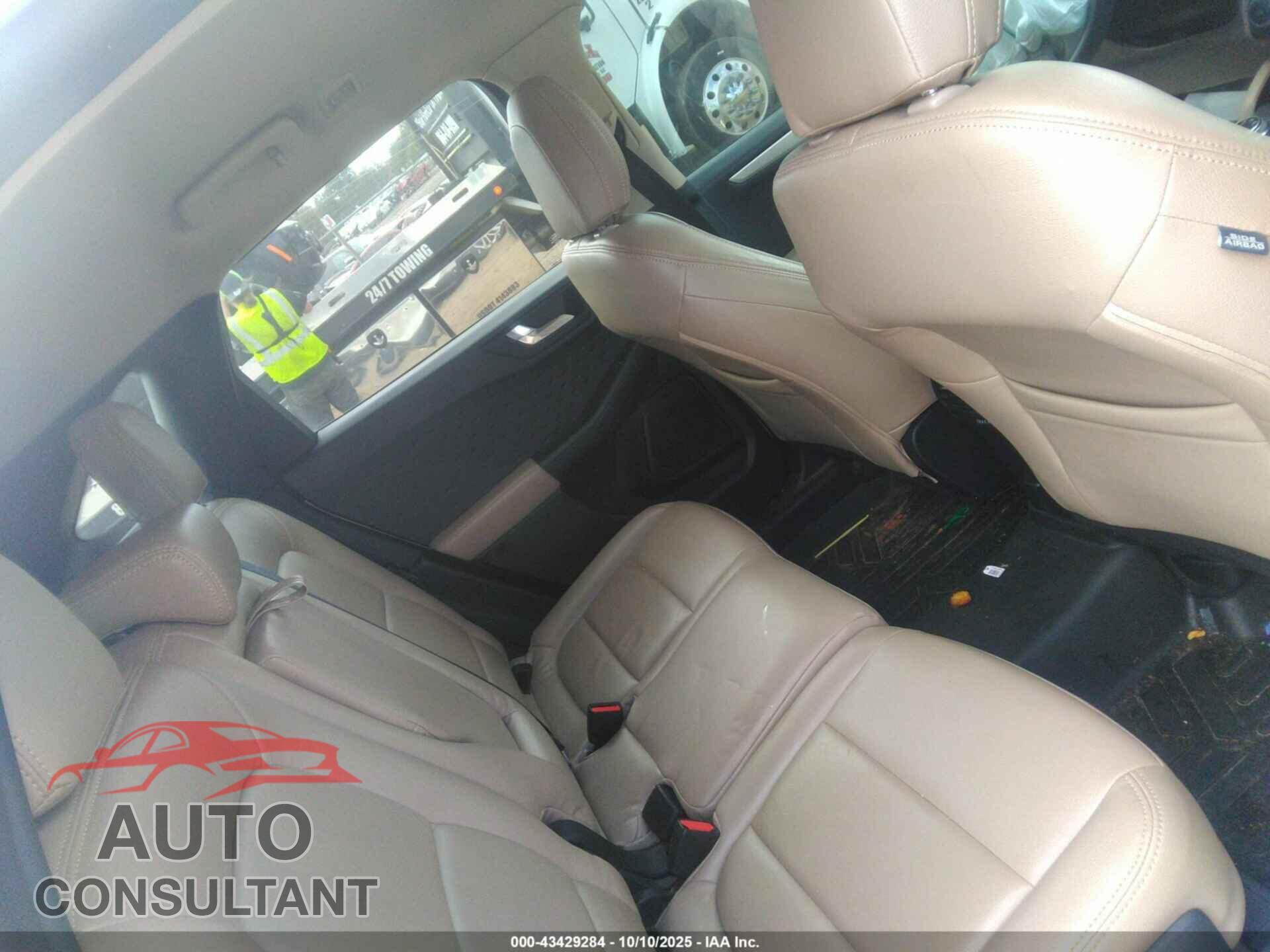 FORD ESCAPE 2020 - 1FMCU0G65LUA67097