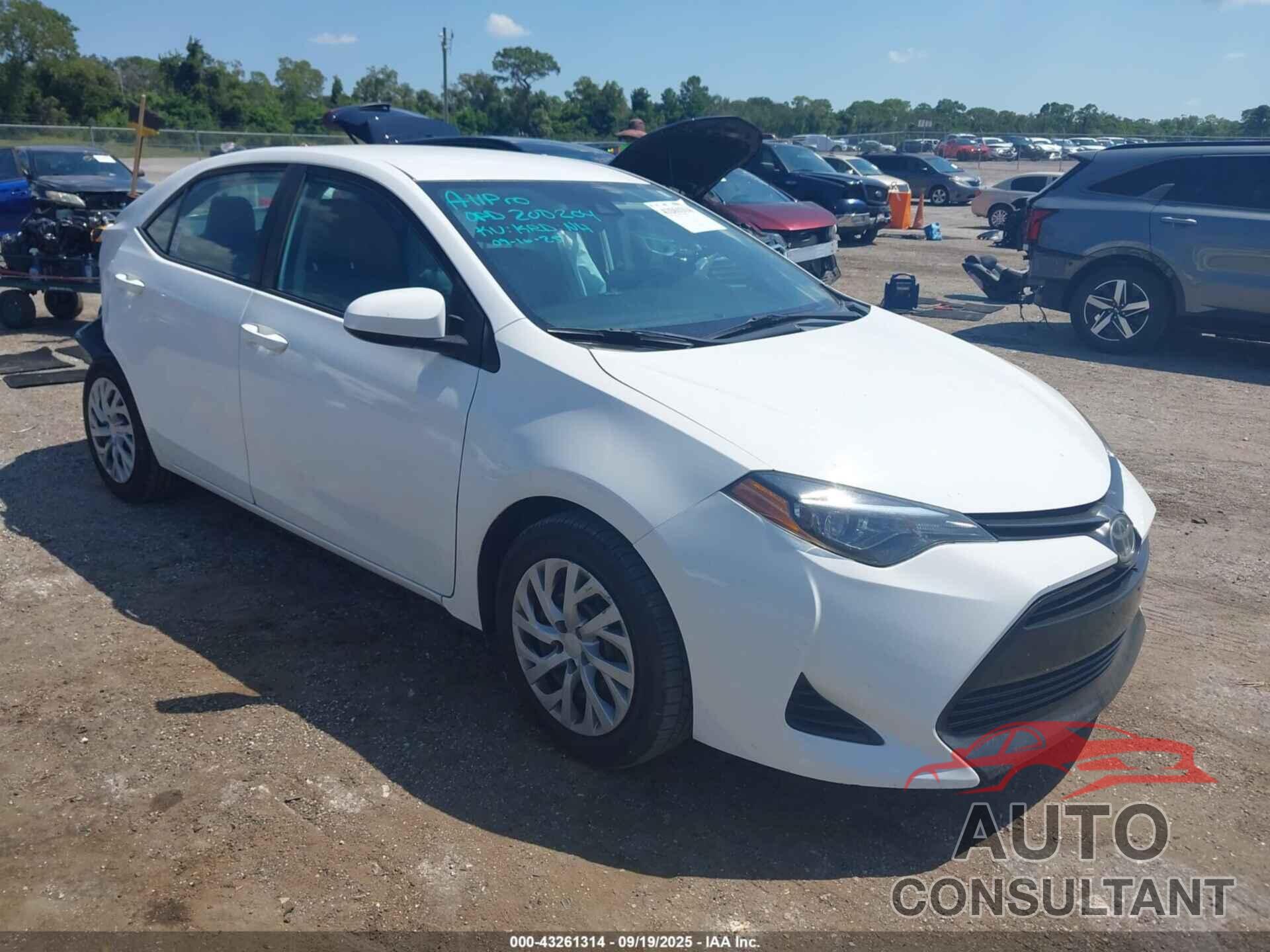 TOYOTA COROLLA 2019 - 2T1BURHE5KC230711
