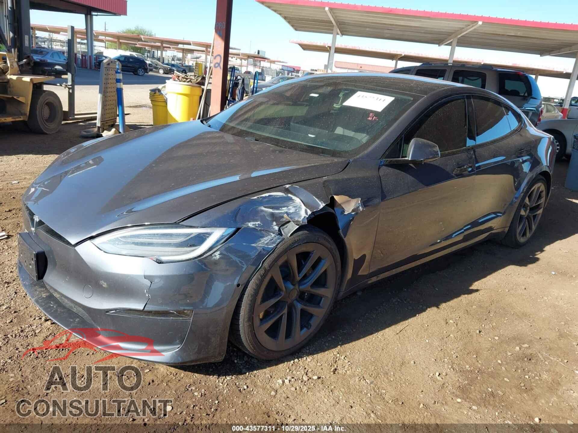 TESLA MODEL S 2021 - 5YJSA1E64MF441775
