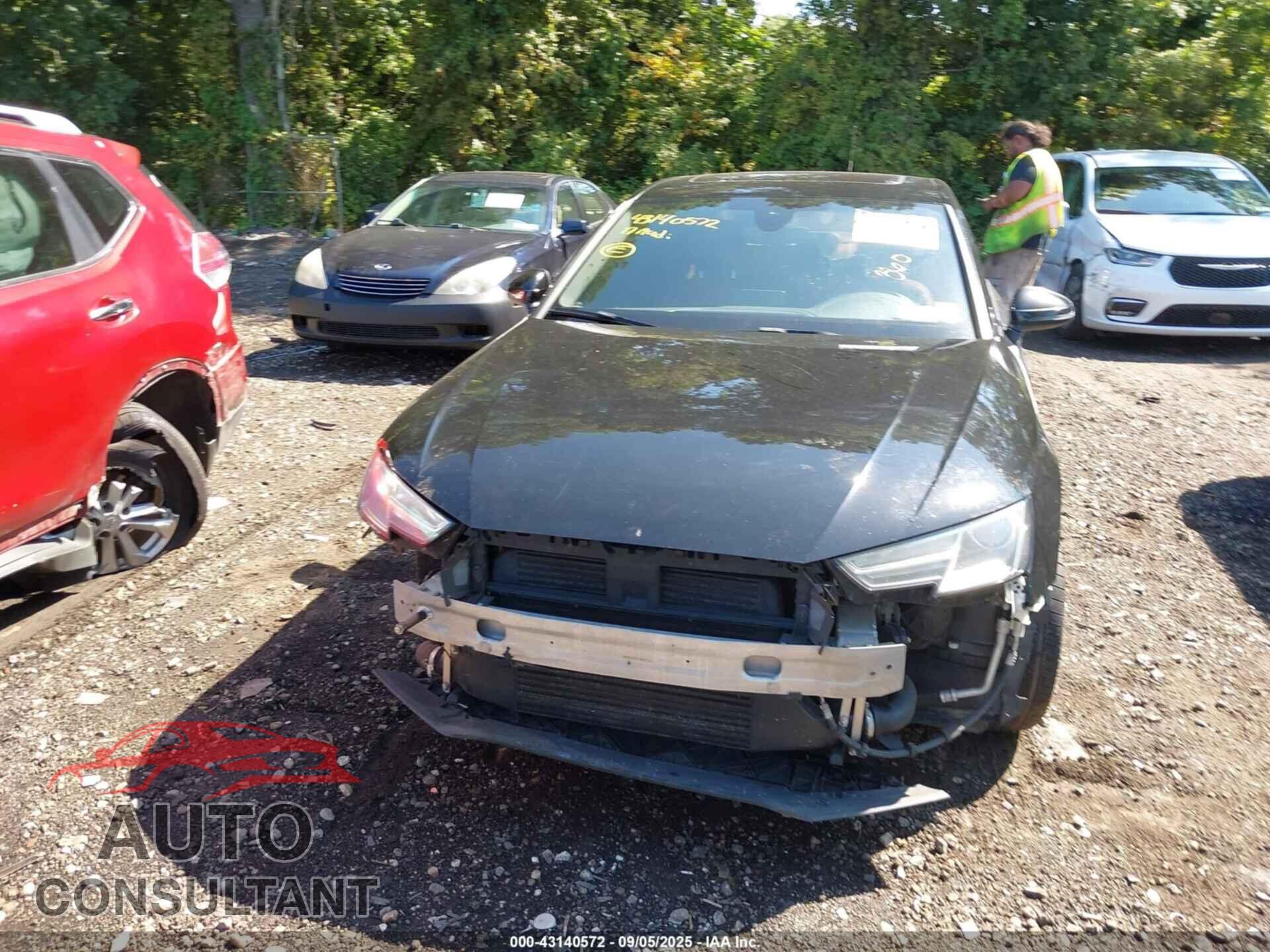 AUDI A4 2017 - WAUANAF44HN055326