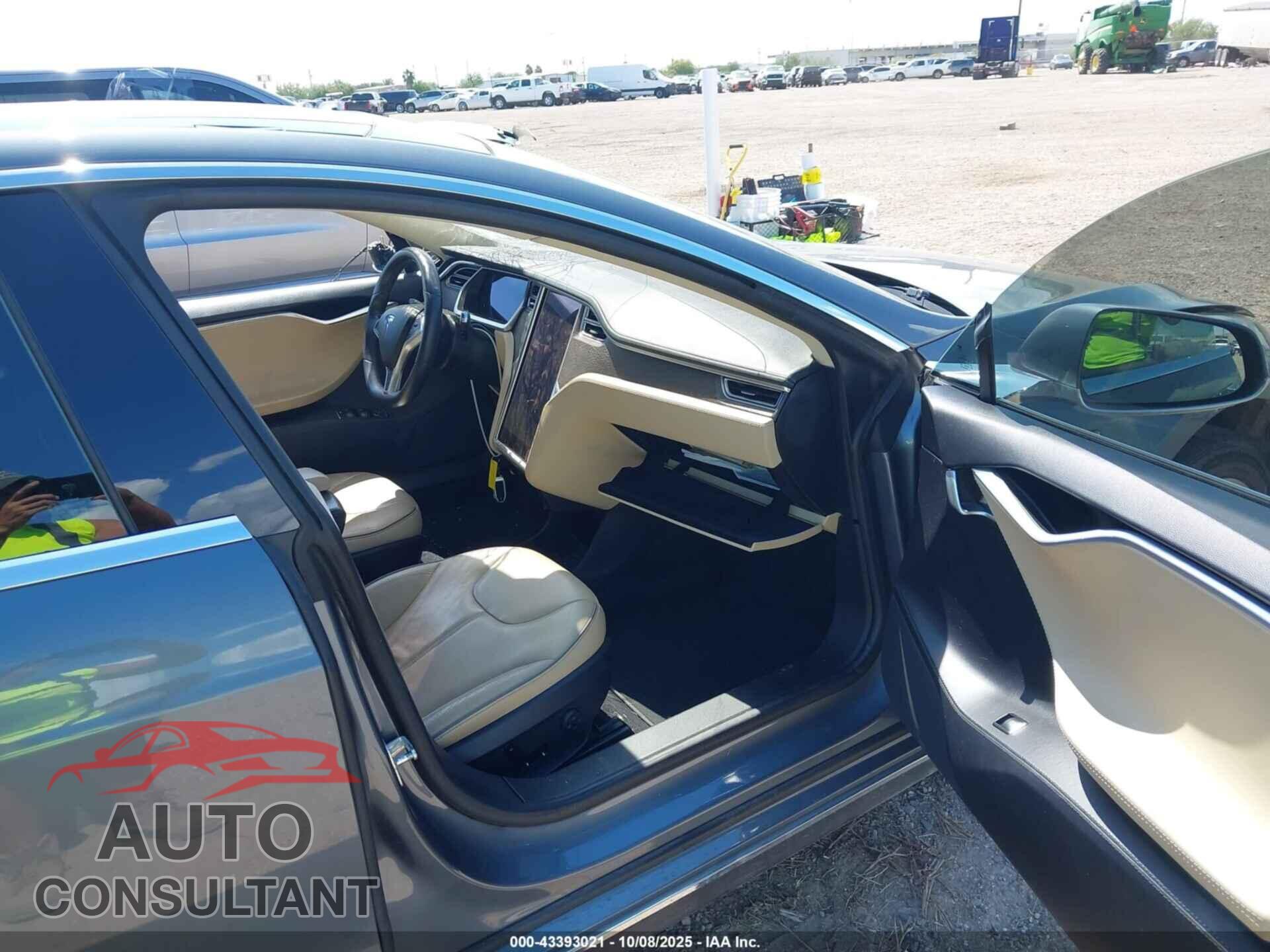 TESLA MODEL S 2013 - 5YJSA1CN7DFP24990