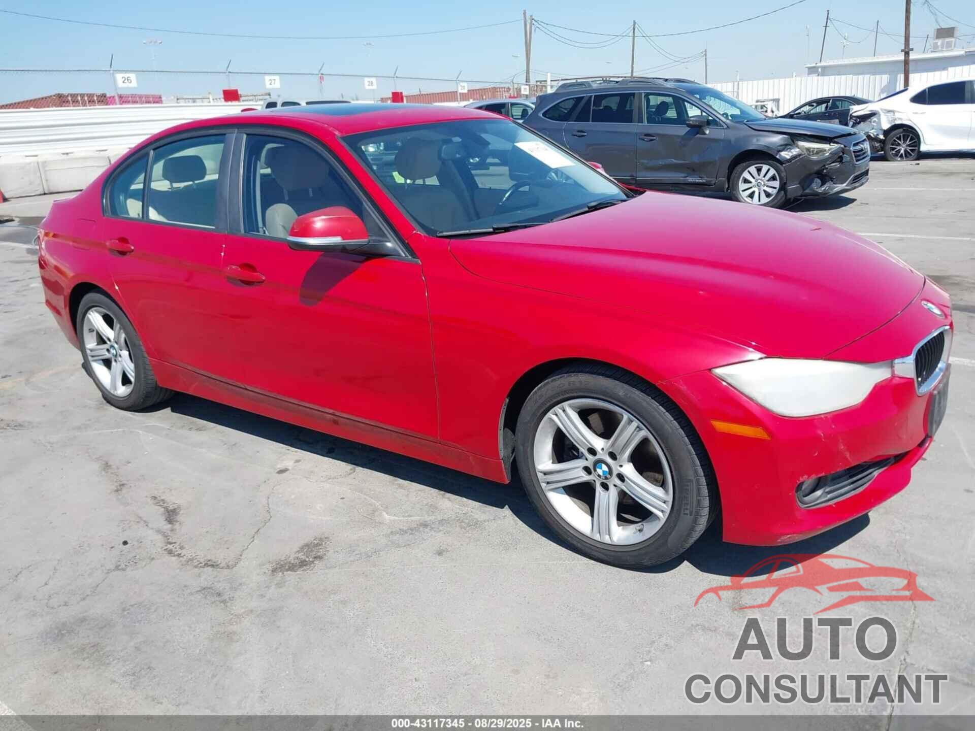 BMW 328I 2013 - WBA3C1C5XDF443659