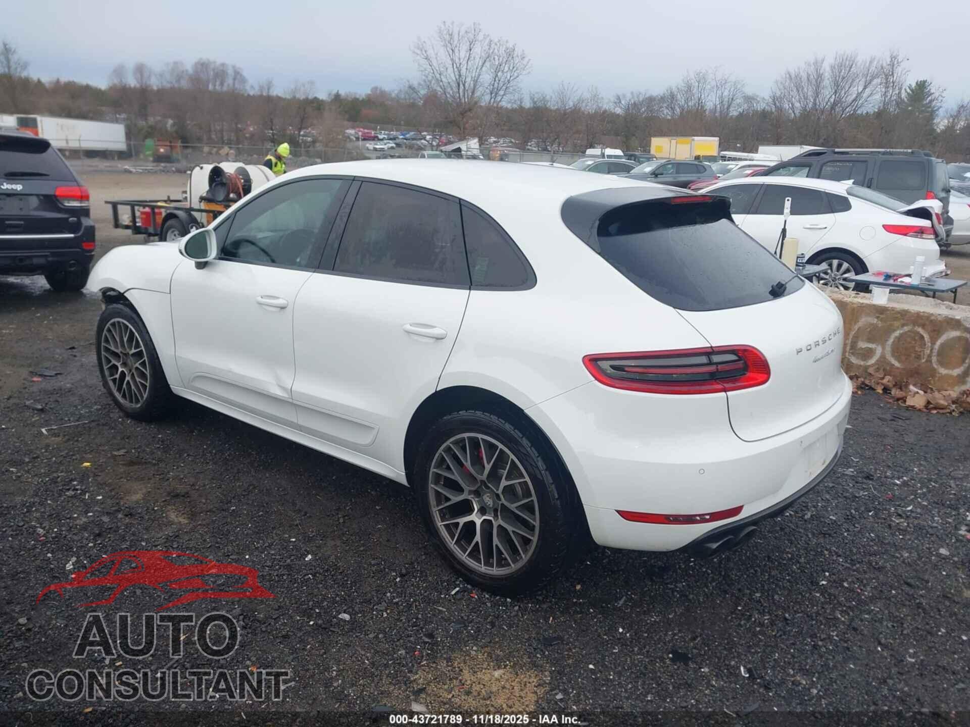 PORSCHE MACAN 2015 - WP1AF2A57FLB96517