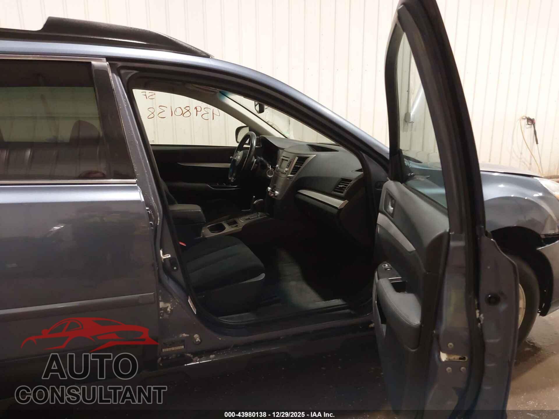 SUBARU OUTBACK 2014 - 4S4BRBCC4E3310704