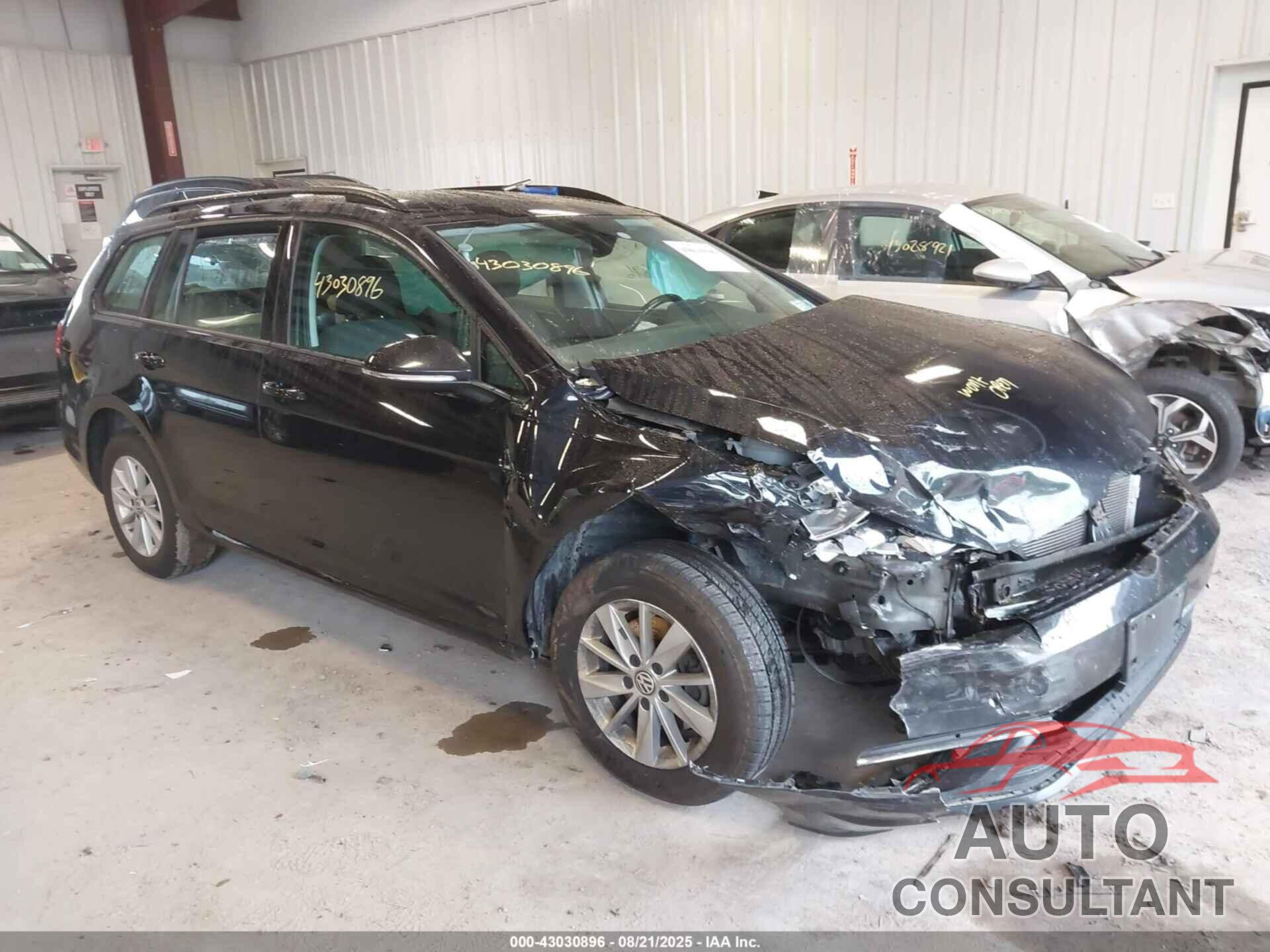 VOLKSWAGEN GOLF SPORTWAGEN 2019 - 3VWY57AU1KM511468