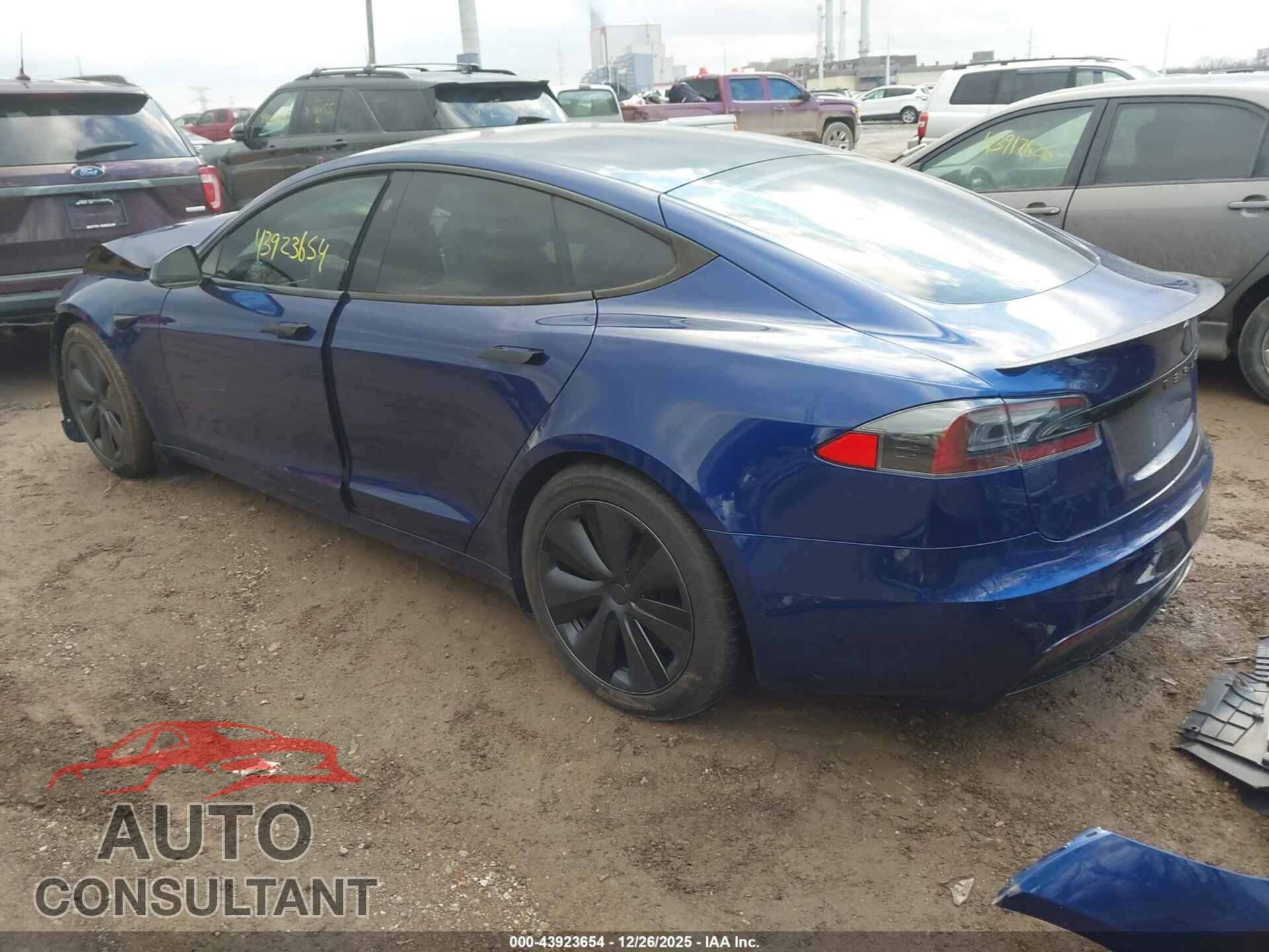 TESLA MODEL S 2021 - 5YJSA1E64MF452906