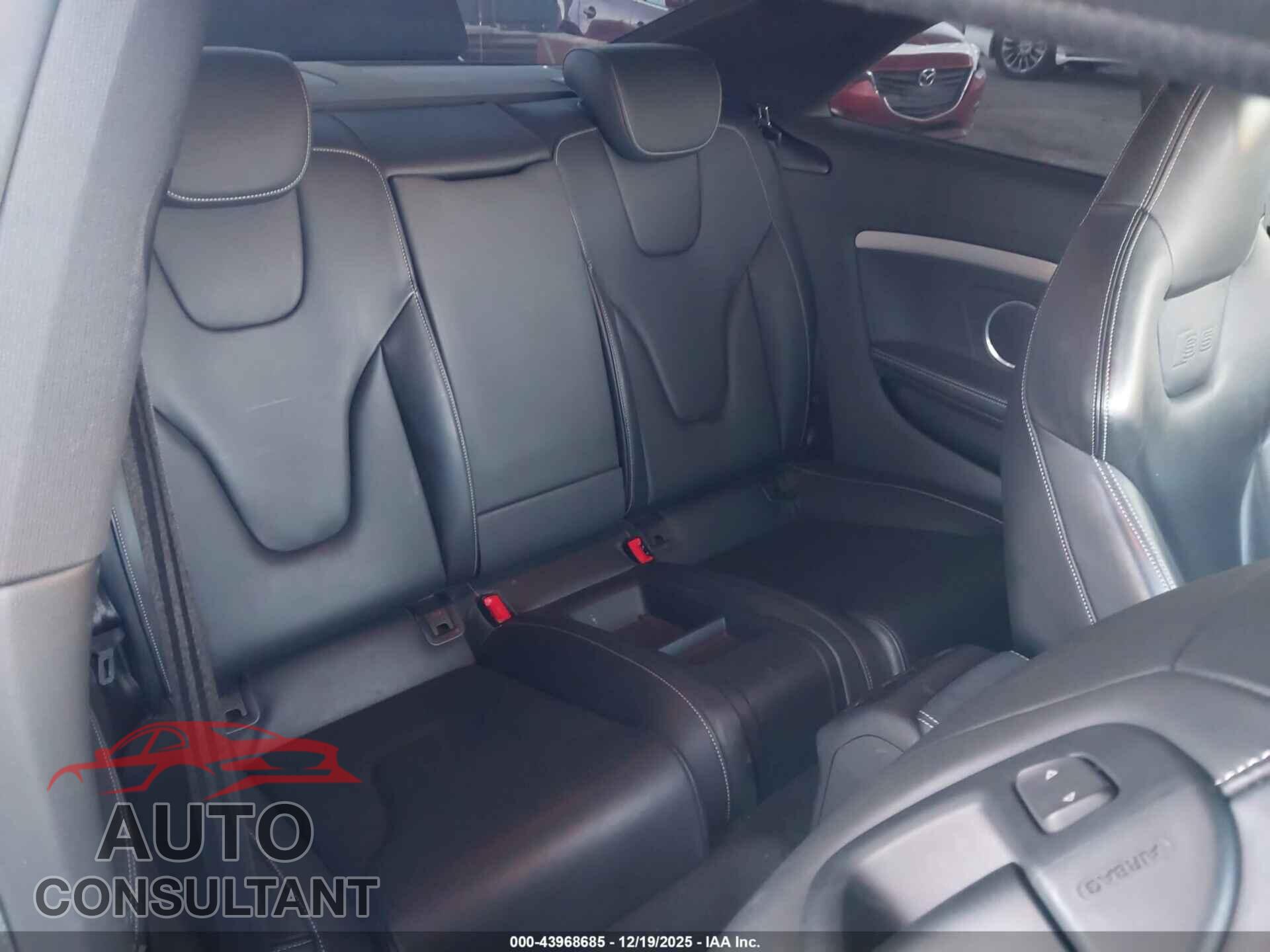 AUDI S5 2015 - WAUCGAFR6FA060448