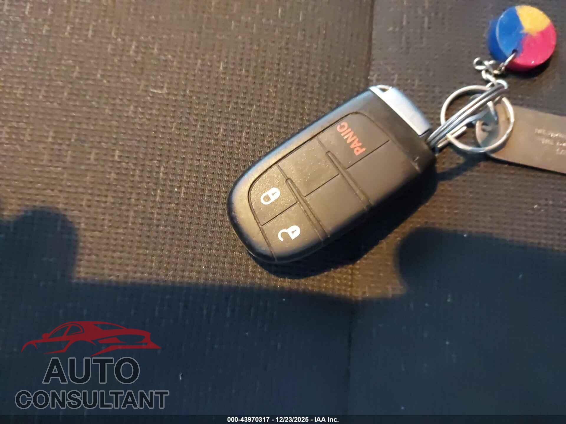 DODGE DURANGO 2017 - 1C4RDJAG3HC871417
