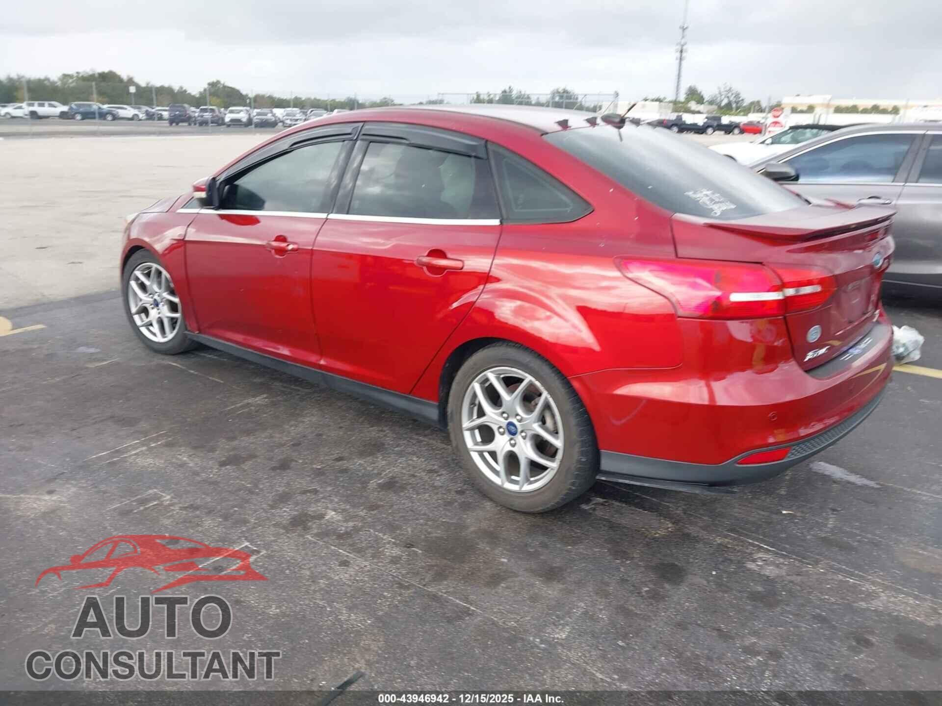 FORD FOCUS 2015 - 1FADP3F28FL286121