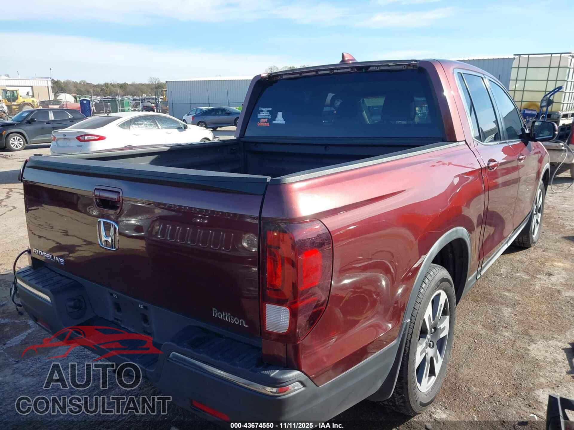 HONDA RIDGELINE 2017 - 5FPYK2F51HB007829