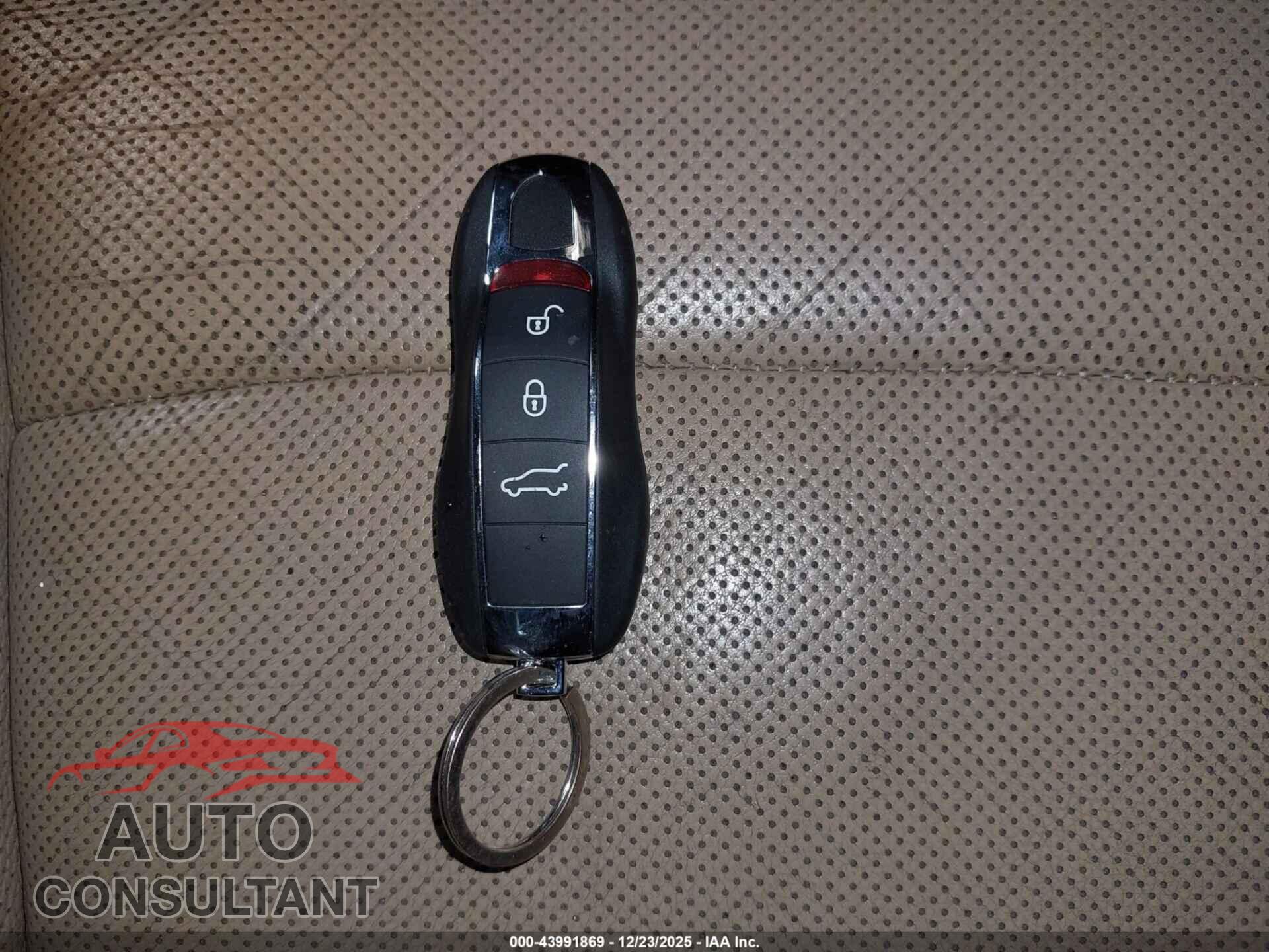 PORSCHE PANAMERA 2012 - WP0AA2A7XCL071024