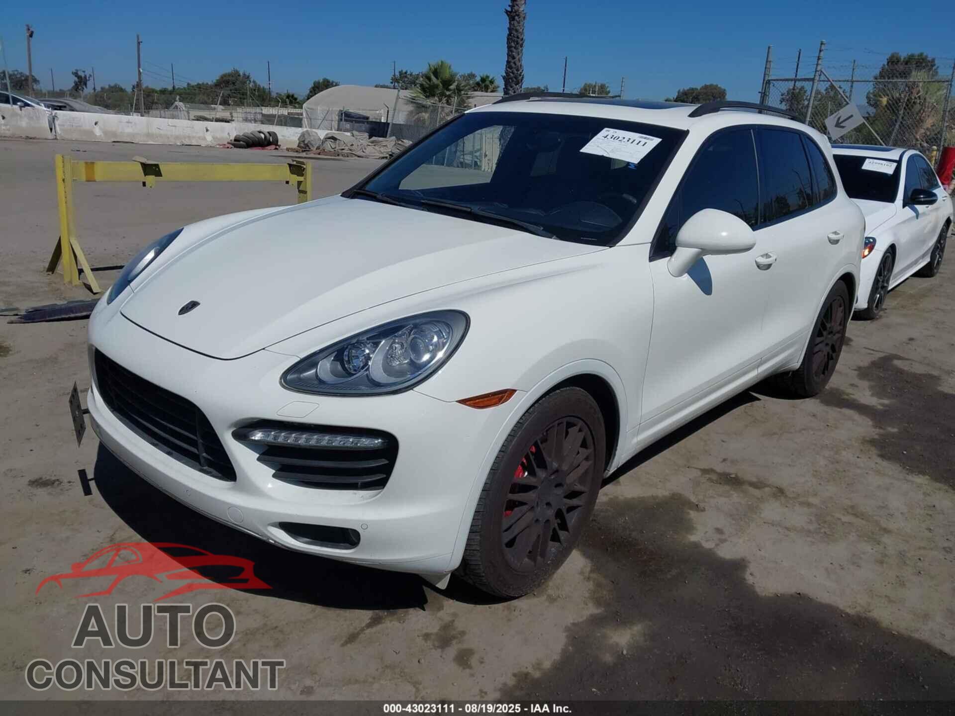 PORSCHE CAYENNE 2011 - WP1AC2A21BLA85213