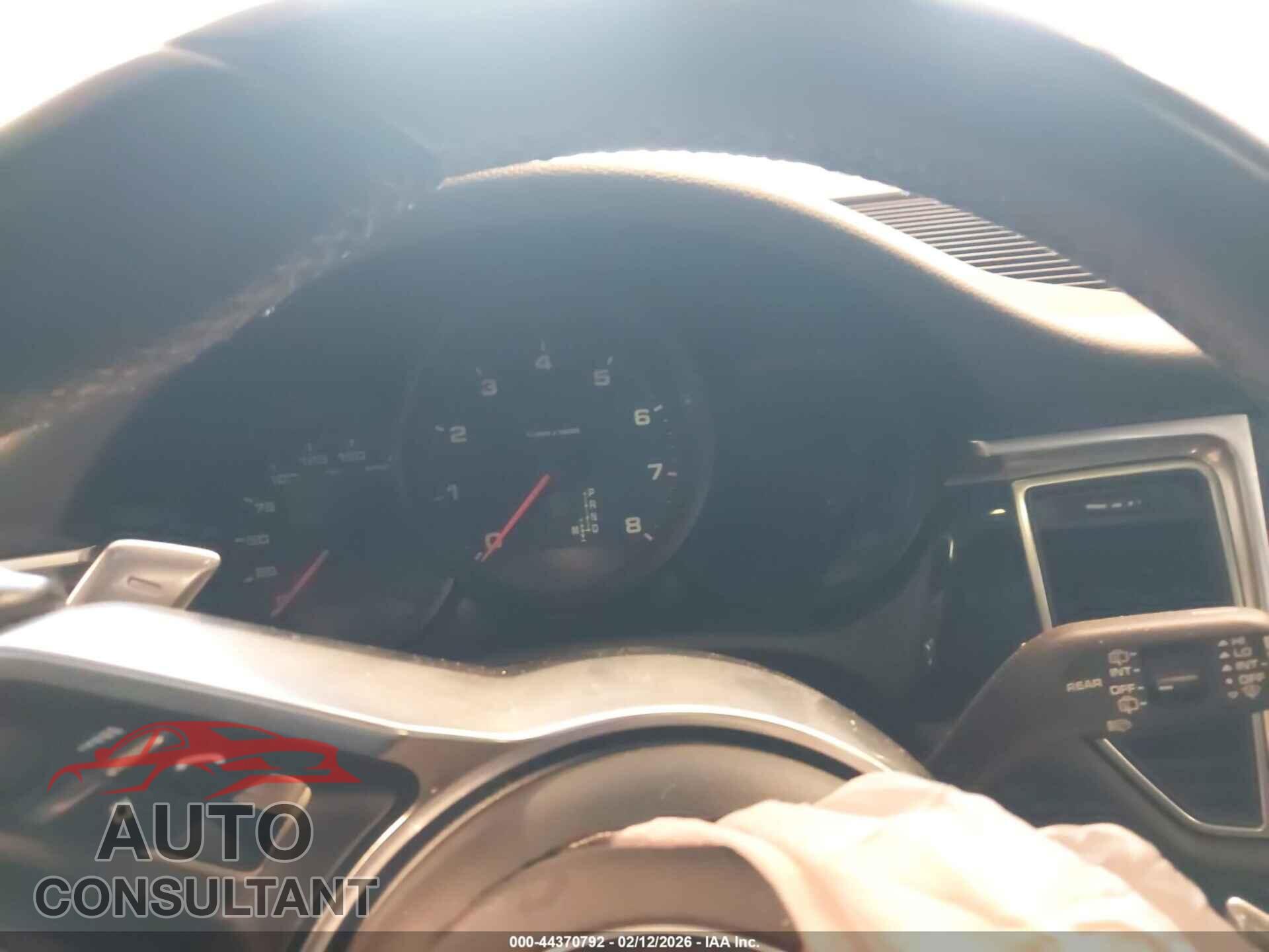PORSCHE MACAN 2018 - WP1AA2A56JLB02473