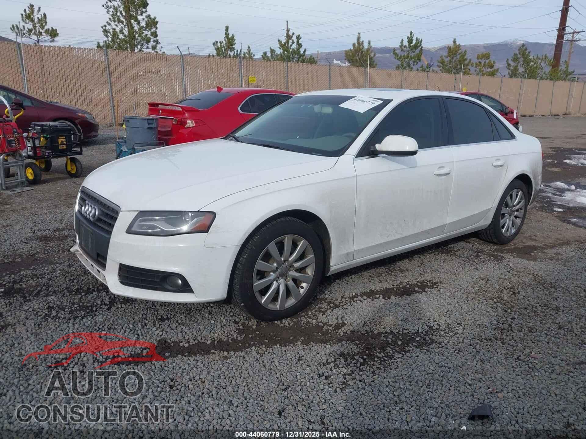 AUDI A4 2012 - WAUBFAFL8CN015378